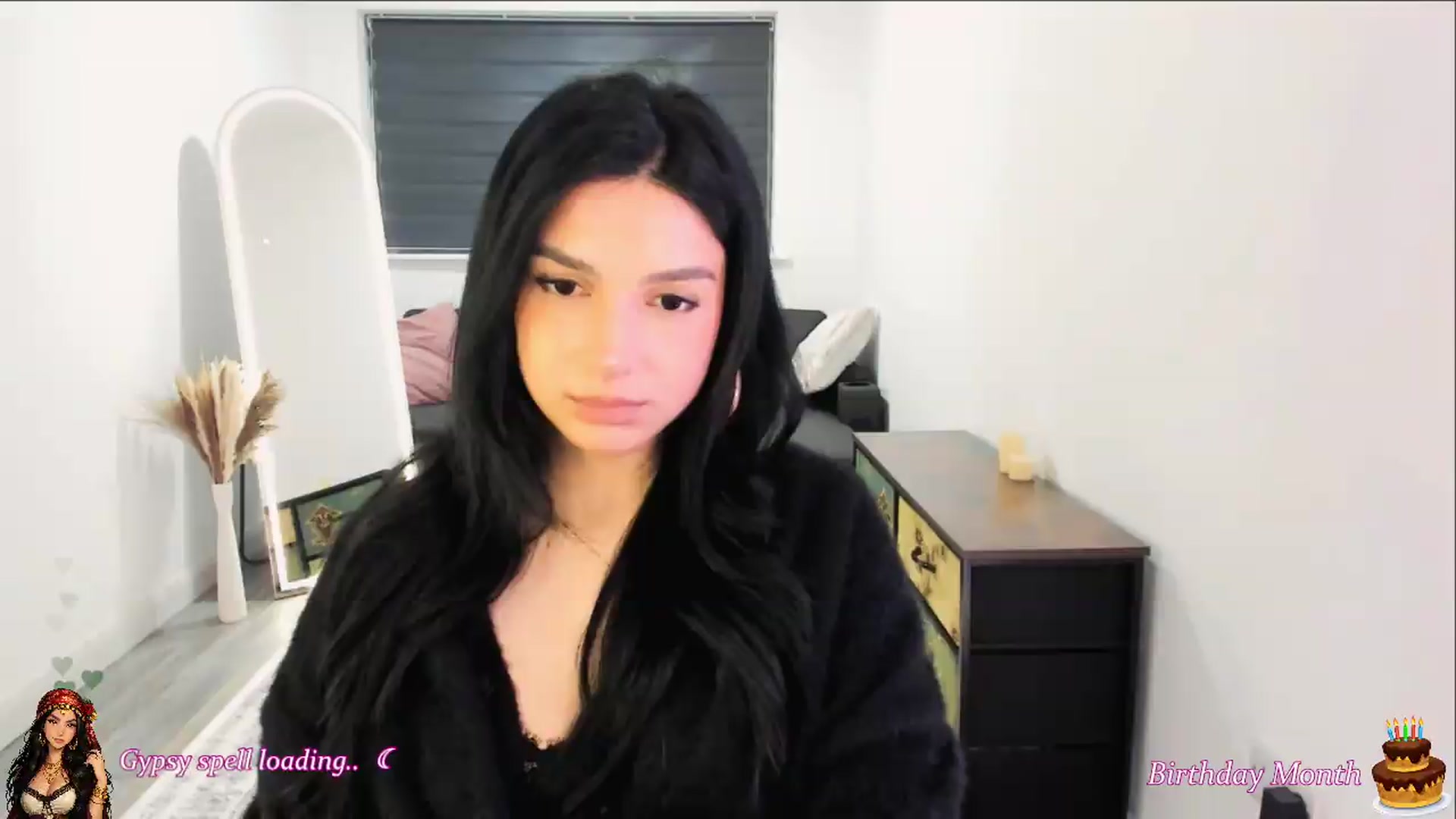 Gallery image thumbnail from Blodraven's myfreecams stream on, 05/22/2026, 01:34 image 4 of 20