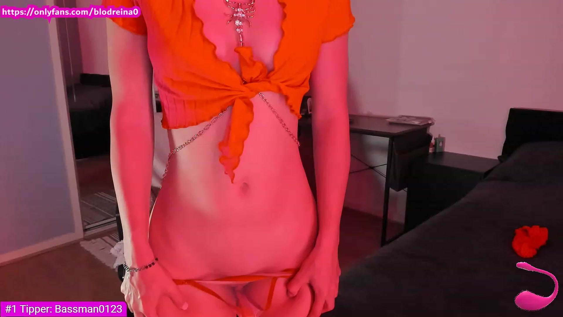 Gallery image thumbnail from Blodreina's myfreecams stream on, 08/18/2023, 01:13 image 14 of 20
