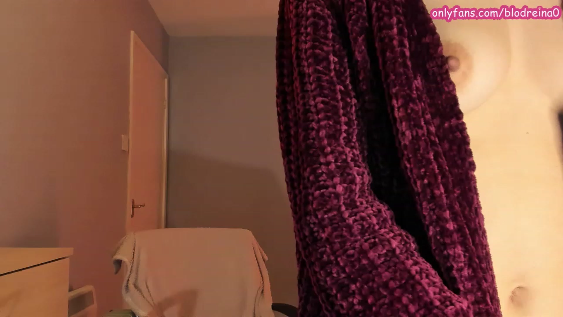 Gallery image thumbnail from Blodreina's myfreecams stream on, 12/02/2023, 02:54 image 16 of 20