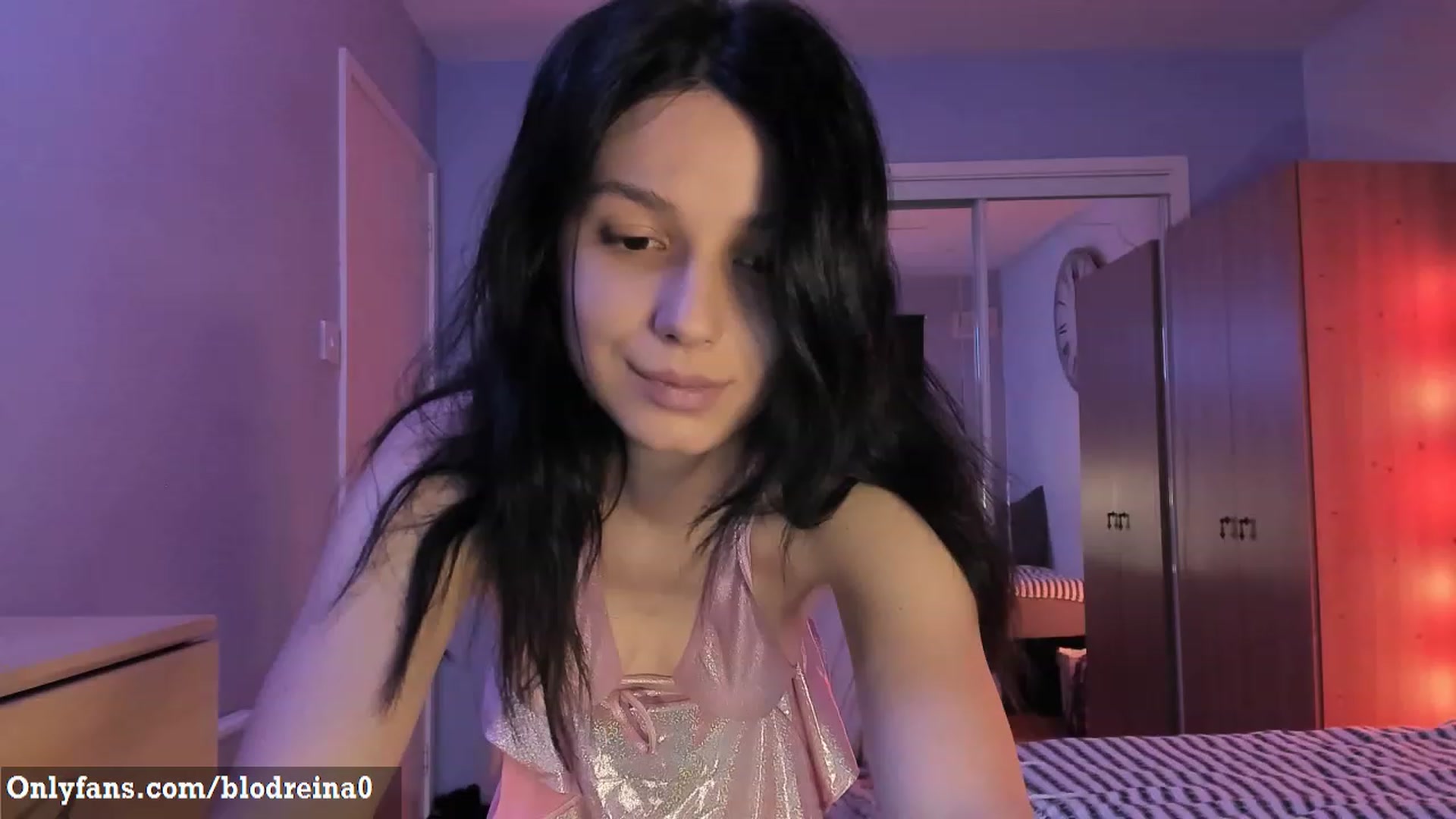 Gallery image thumbnail from Blodreina's myfreecams stream on, 12/15/2023, 03:06 image 16 of 20