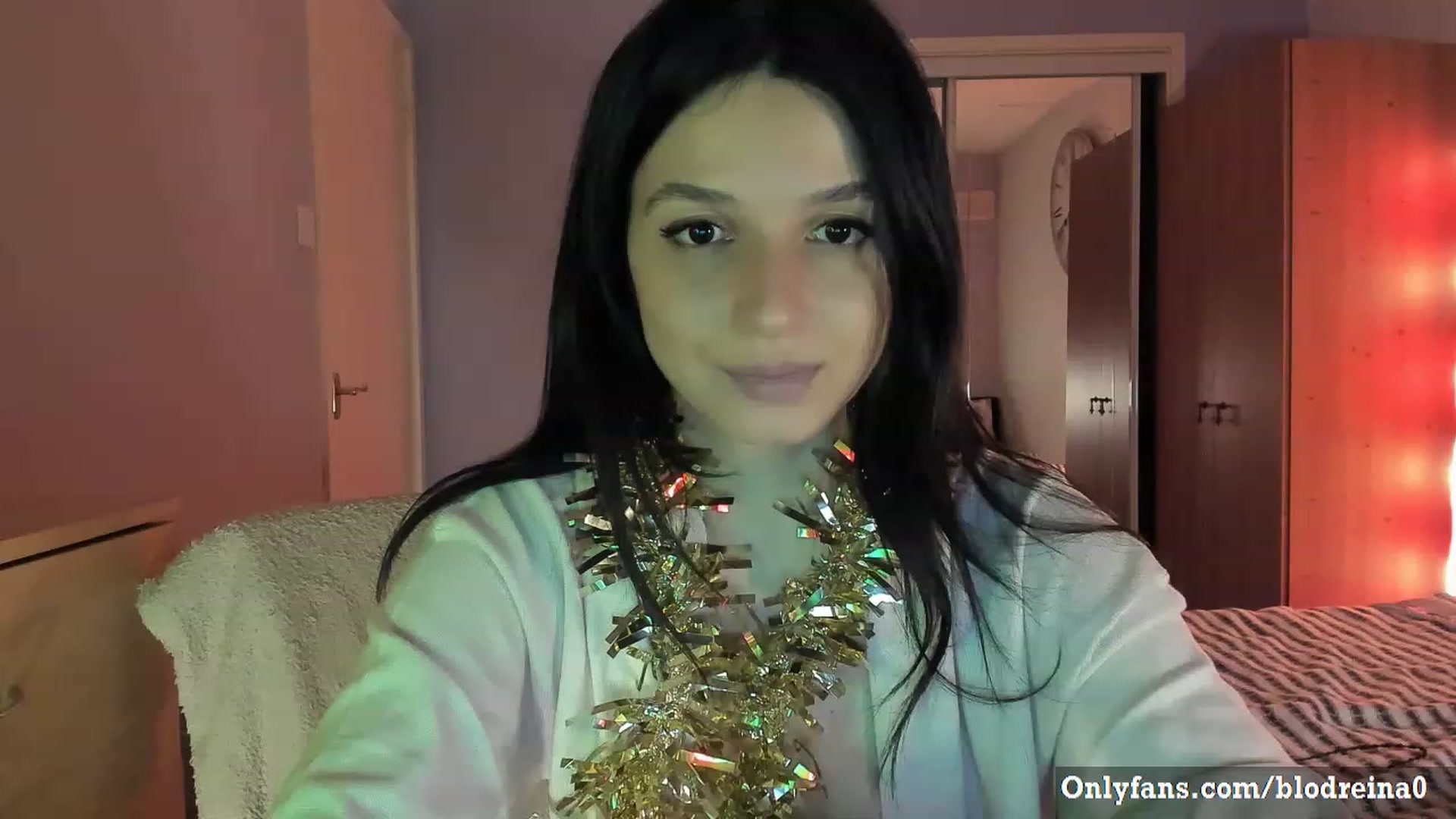 Gallery image thumbnail from Blodreina's myfreecams stream on, 12/19/2023, 03:50 image 15 of 20