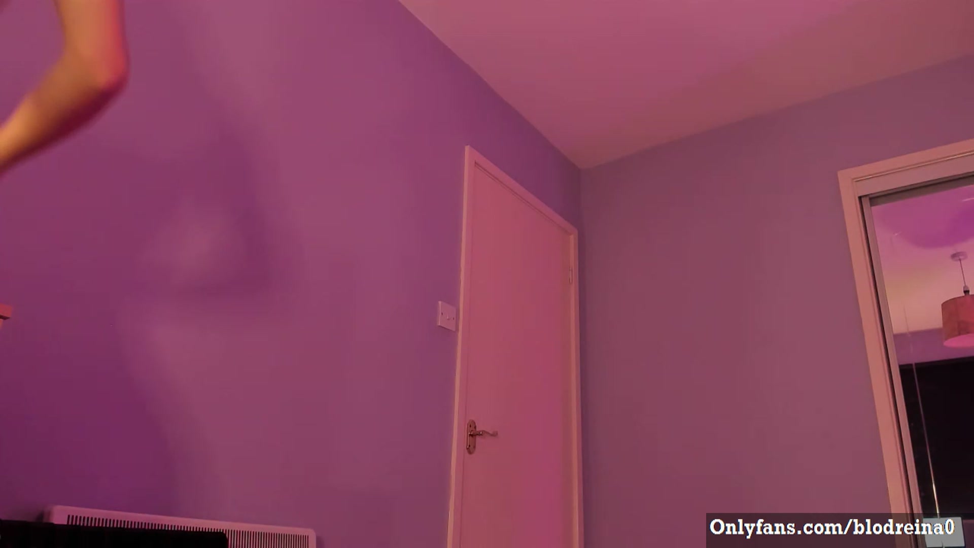 Gallery image thumbnail from Blodreina's myfreecams stream on, 02/17/2024, 03:14 image 6 of 20