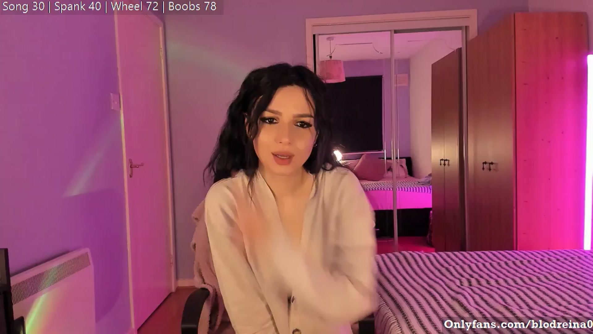 Gallery image thumbnail from Blodreina's myfreecams stream on, 03/25/2024, 23:01 image 7 of 20