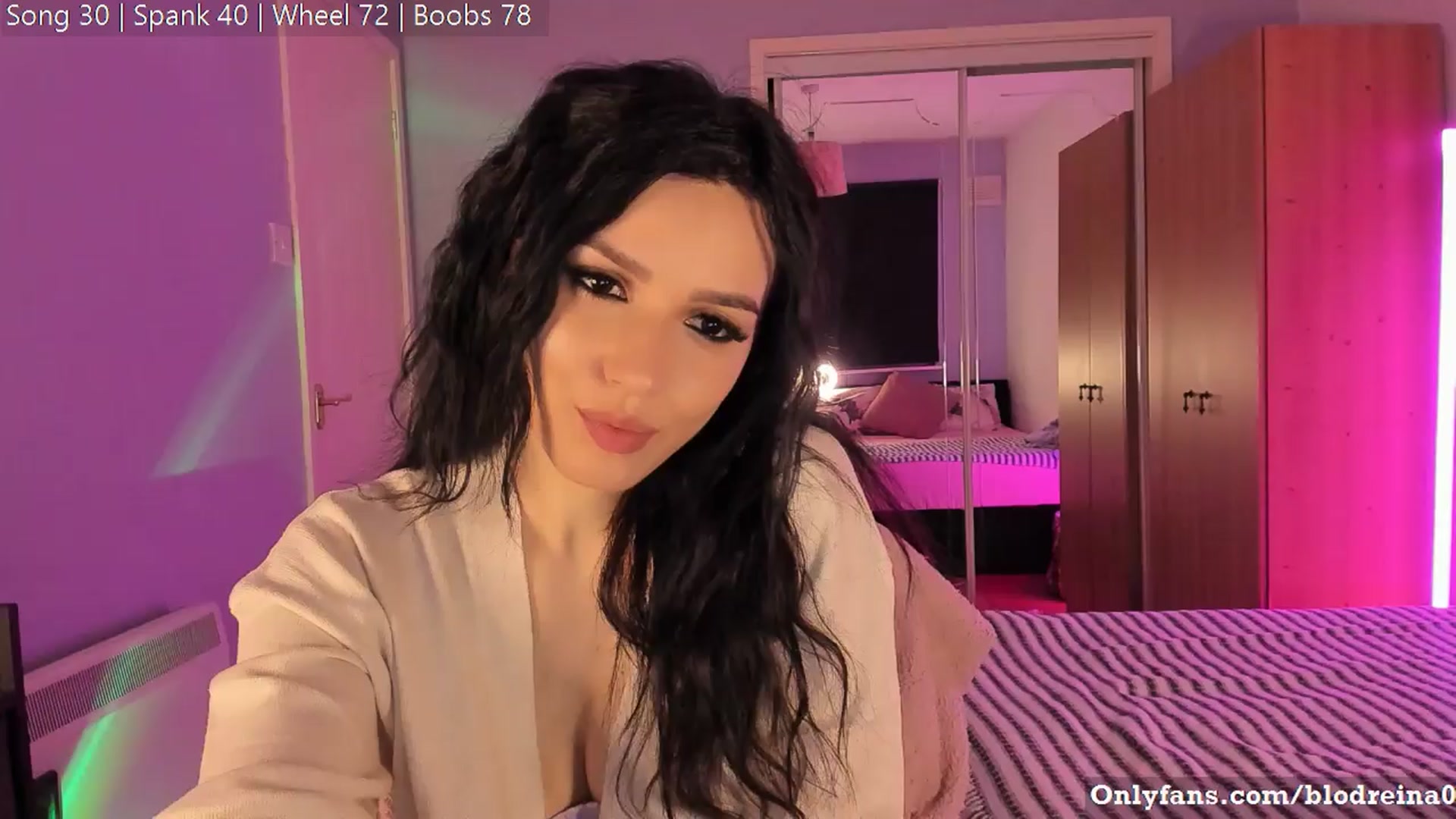Gallery image thumbnail from Blodreina's myfreecams stream on, 03/25/2024, 23:01 image 6 of 20