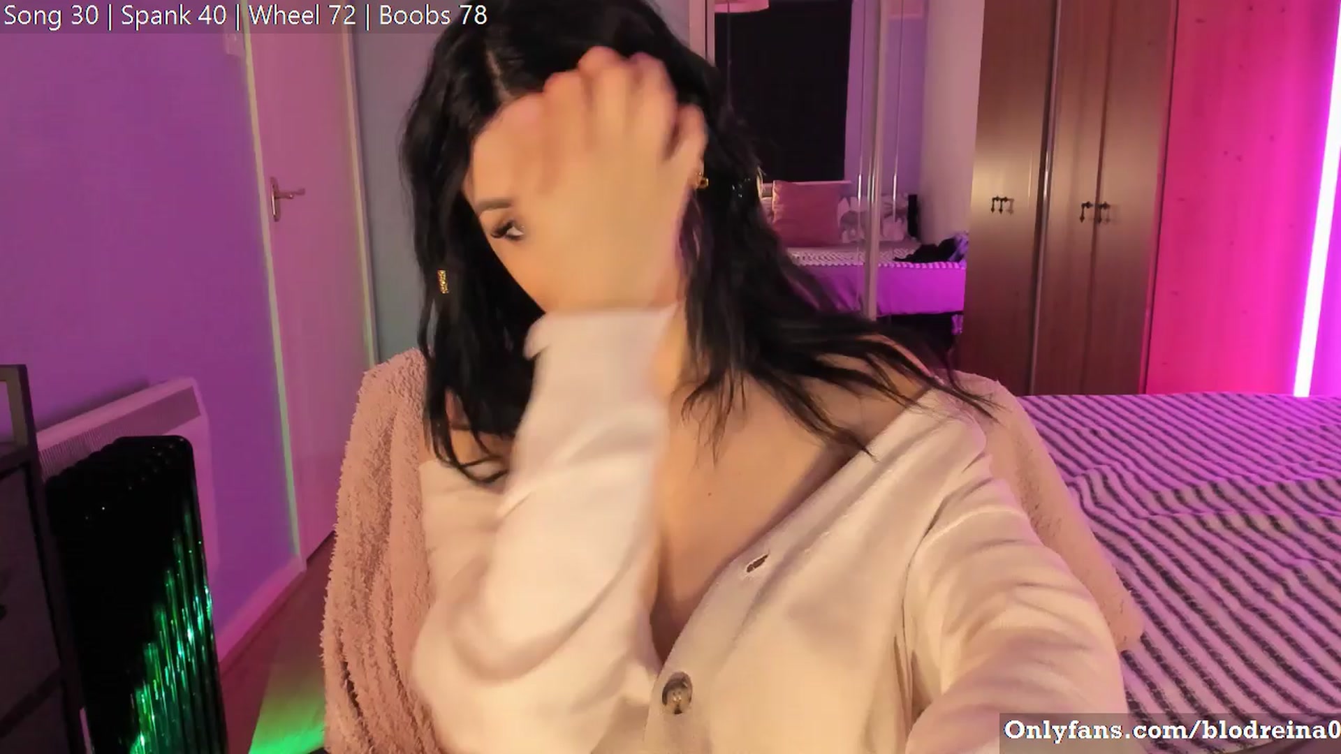 Gallery image thumbnail from Blodreina's myfreecams stream on, 04/07/2024, 24:56 image 13 of 20