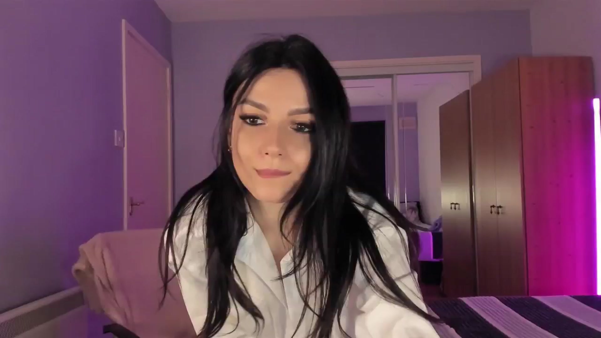 Gallery image thumbnail from Blodreina's myfreecams stream on, 06/11/2024, 23:12 image 7 of 20