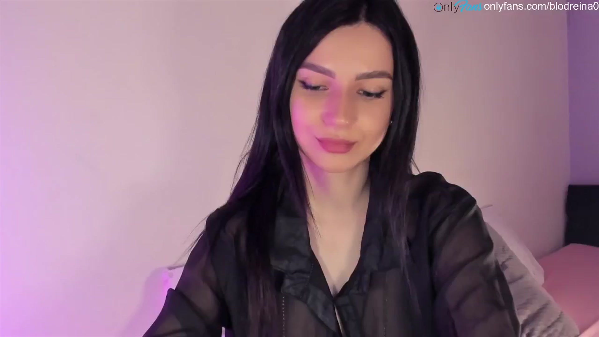 Gallery image thumbnail from Blodreina's myfreecams stream on, 07/08/2024, 02:36 image 15 of 20