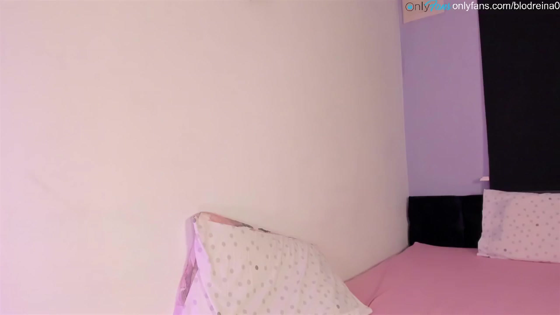 Gallery image thumbnail from Blodreina's myfreecams stream on, 07/19/2024, 02:11 image 2 of 20