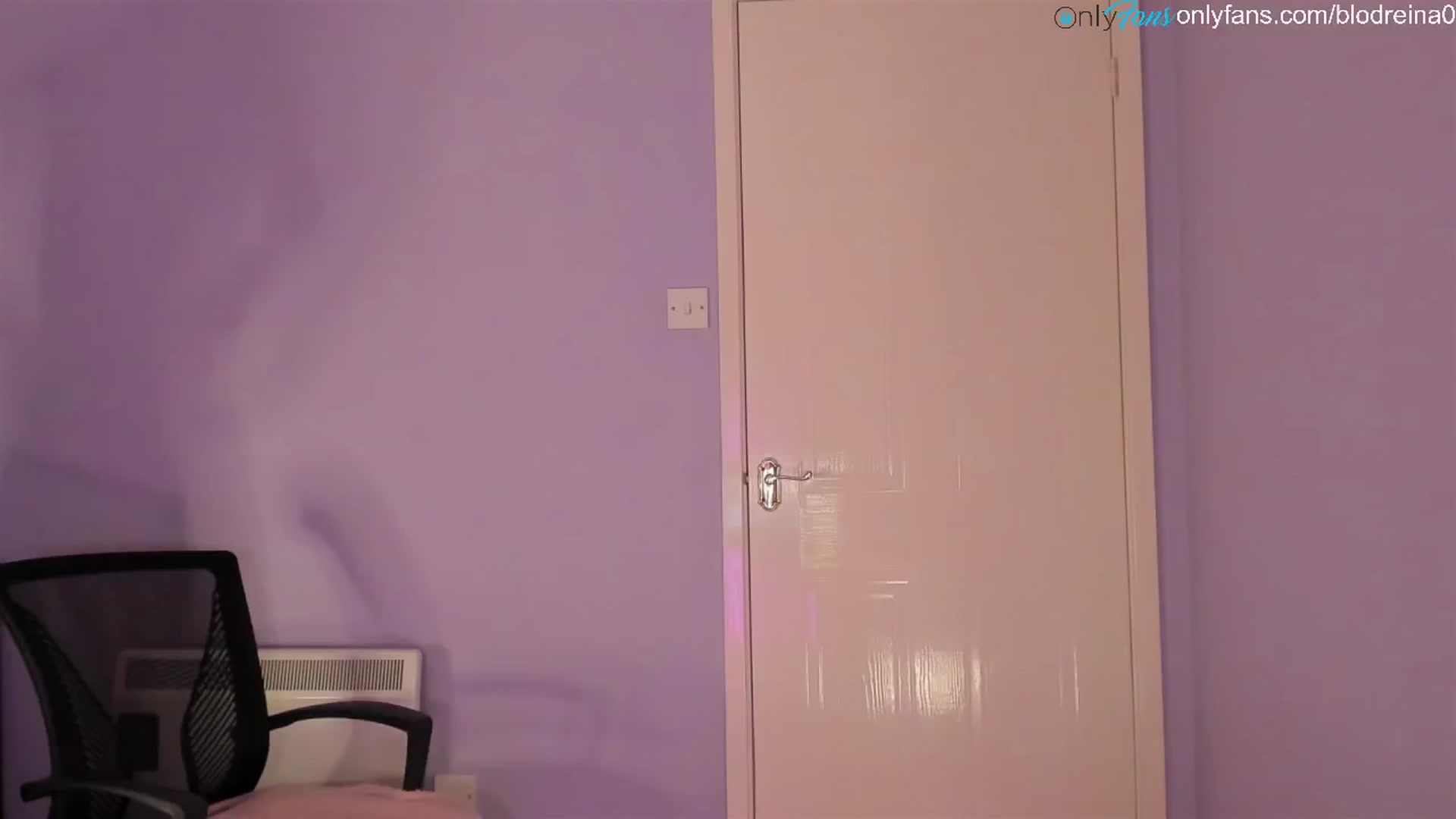 Gallery image thumbnail from Blodreina's myfreecams stream on, 07/25/2024, 22:44 image 17 of 20