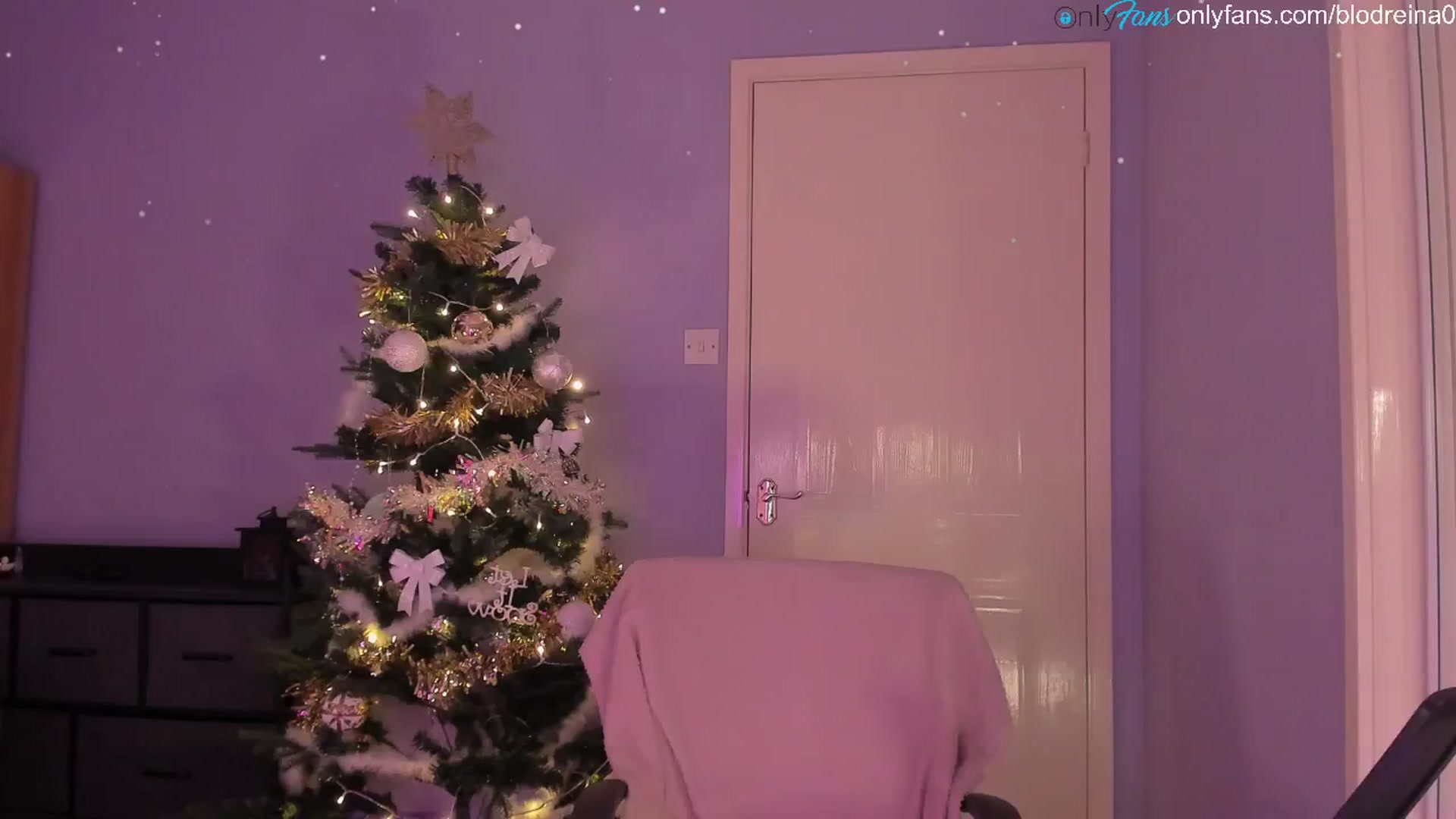 Gallery image thumbnail from Blodreina's myfreecams stream on, 12/26/2024, 02:37 image 18 of 20