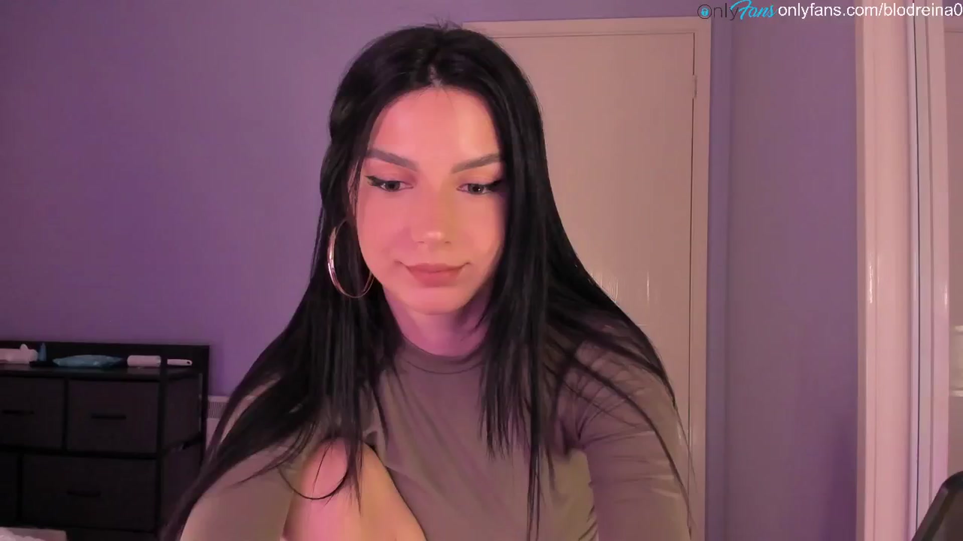 Gallery image thumbnail from Blodreina's myfreecams stream on, 01/25/2025, 01:54 image 17 of 20