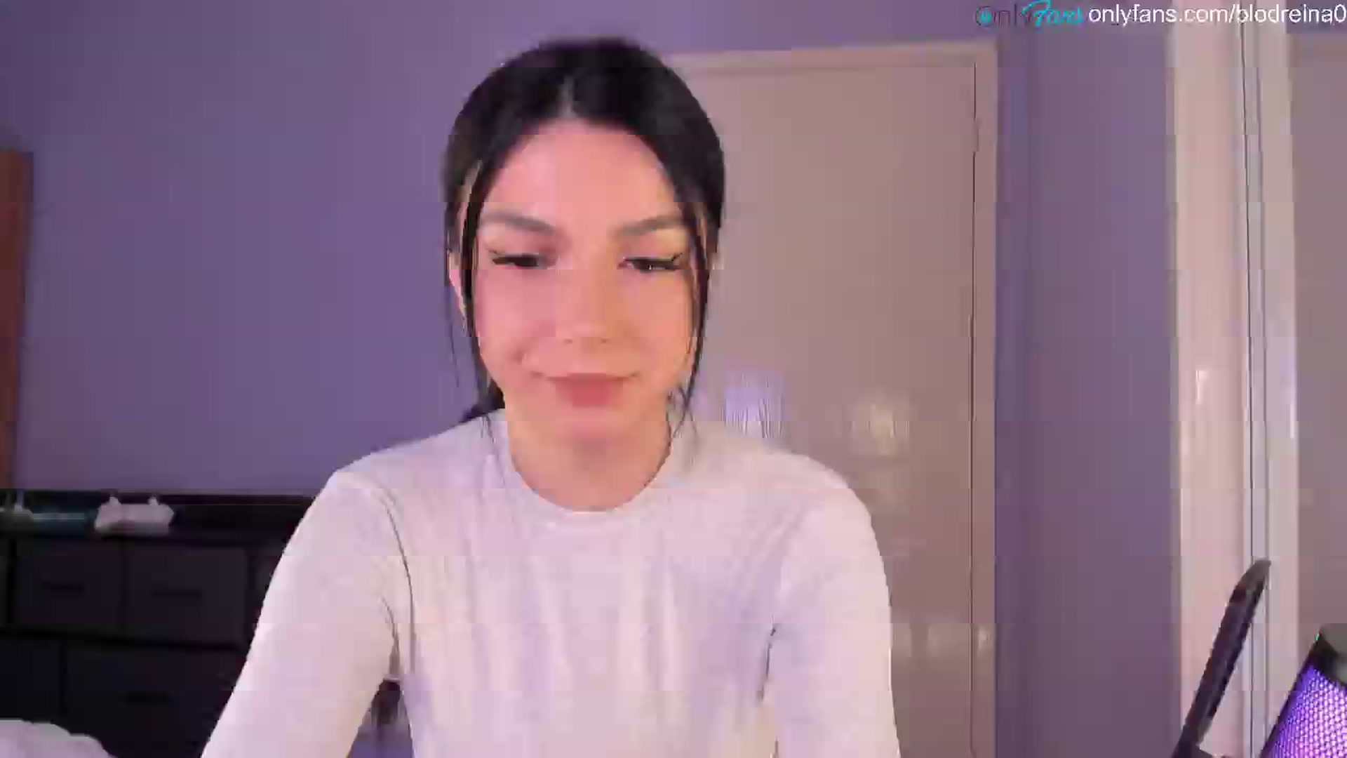 Gallery image thumbnail from Blodreina's myfreecams stream on, 02/09/2025, 05:37 image 1 of 20