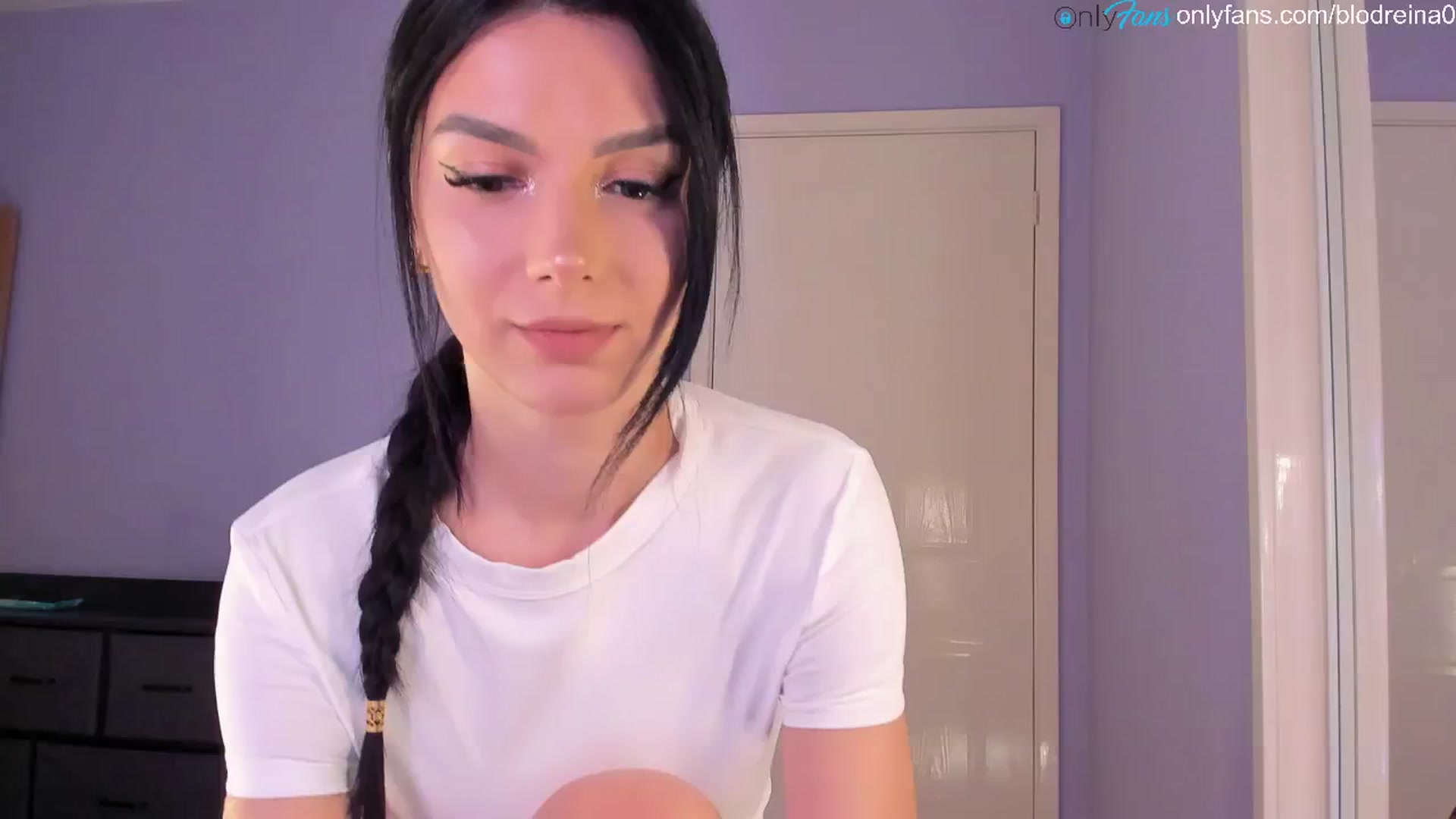 Gallery image thumbnail from Blodreina's myfreecams stream on, 02/10/2025, 24:01 image 5 of 20