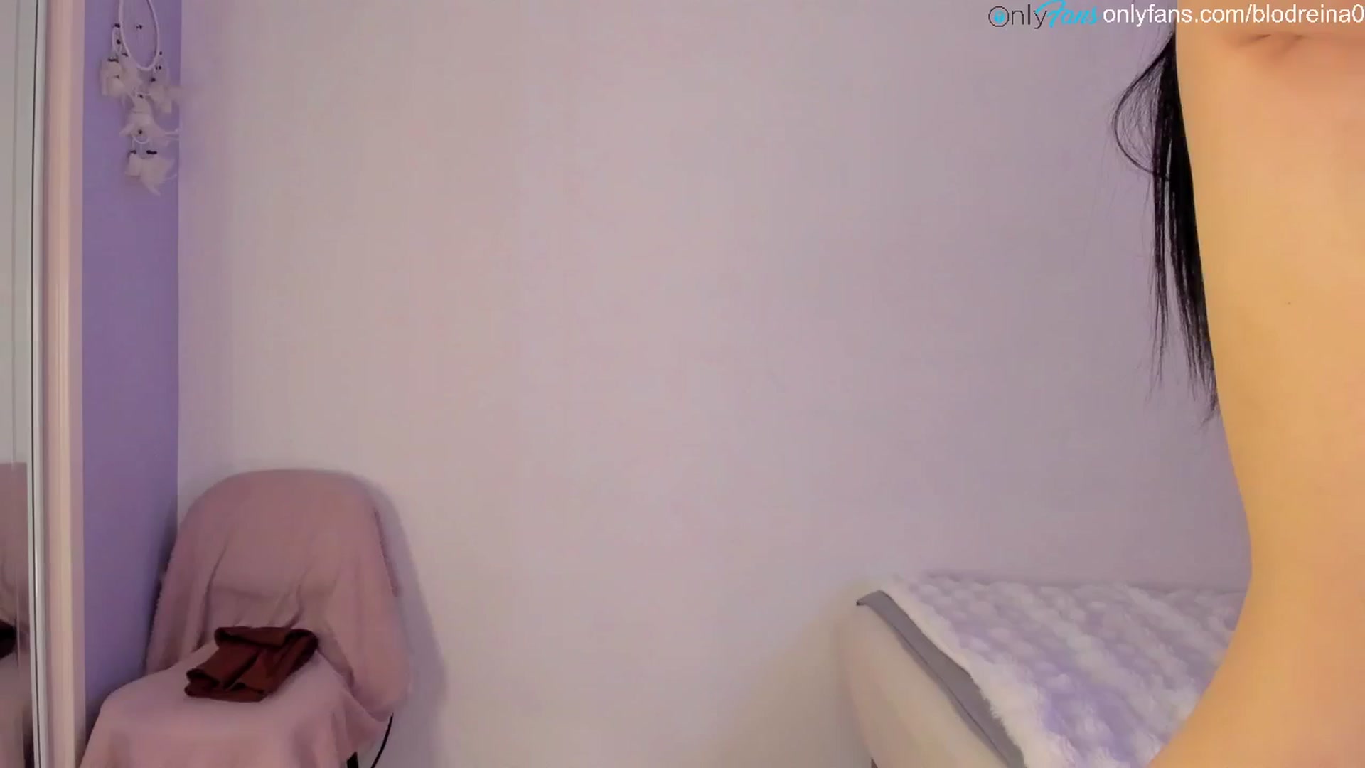 Gallery image thumbnail from Blodreina's myfreecams stream on, 03/27/2025, 01:30 image 18 of 20