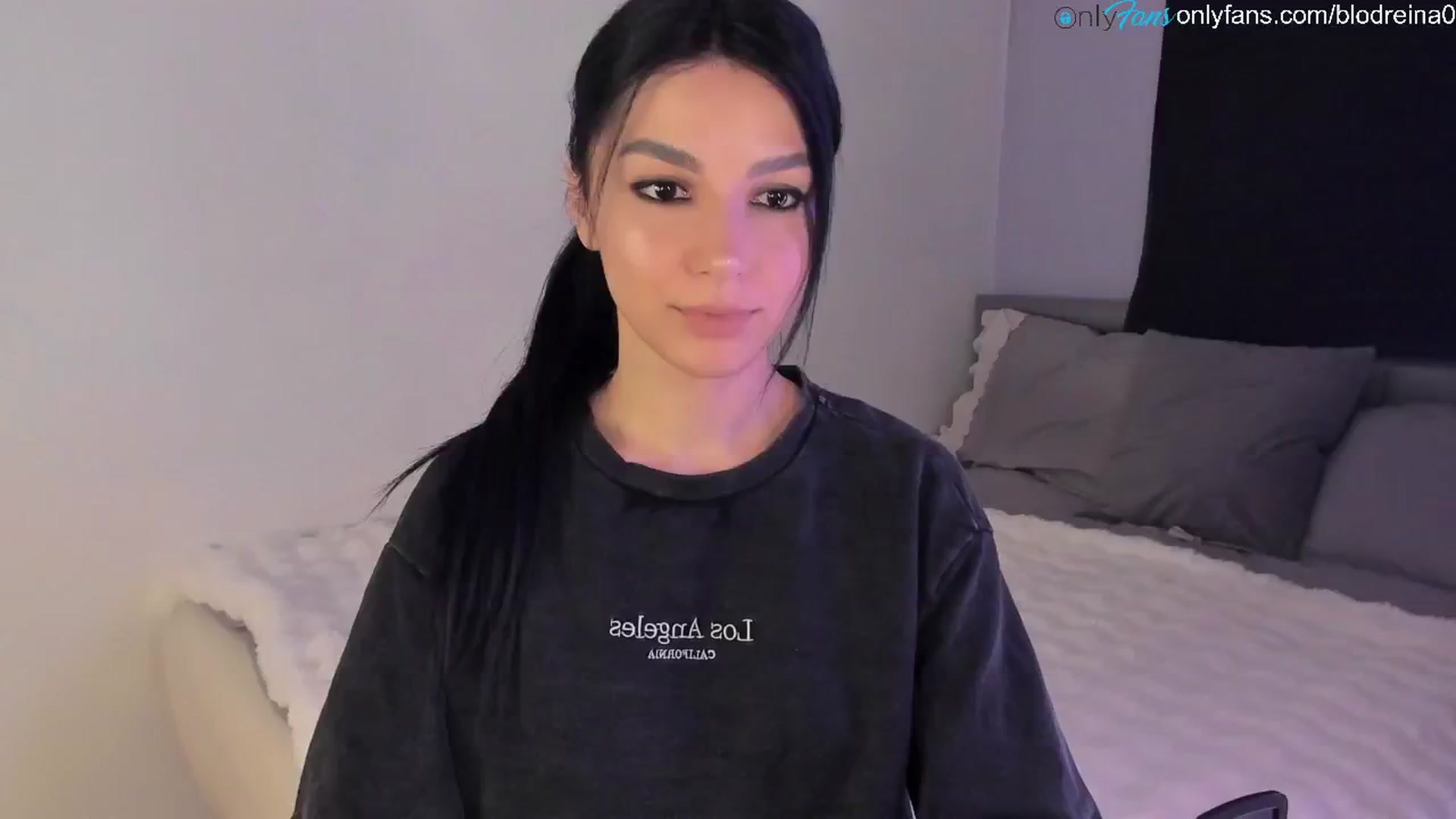 Gallery image thumbnail from Blodreina's myfreecams stream on, 03/30/2025, 23:05 image 11 of 20