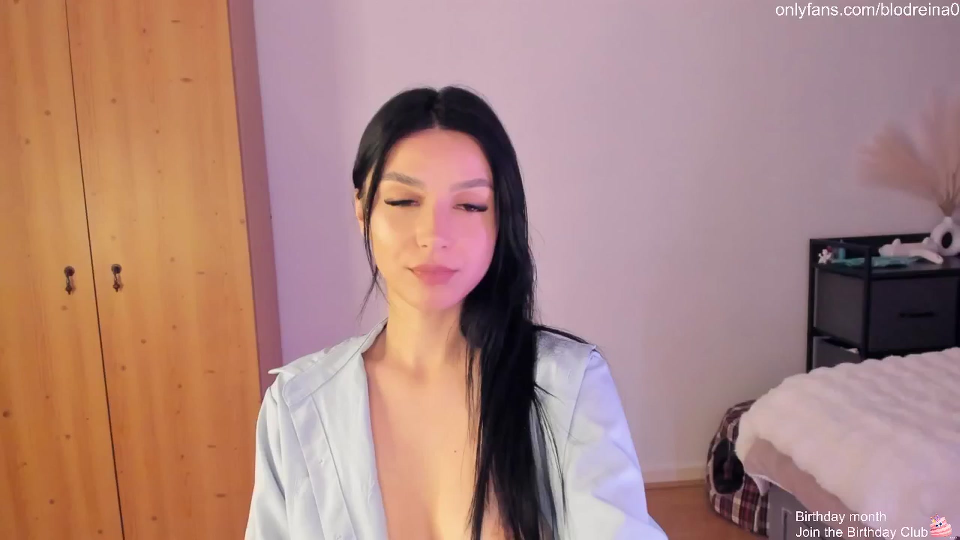 Gallery image thumbnail from Blodreina's myfreecams stream on, 05/09/2025, 02:36 image 14 of 20
