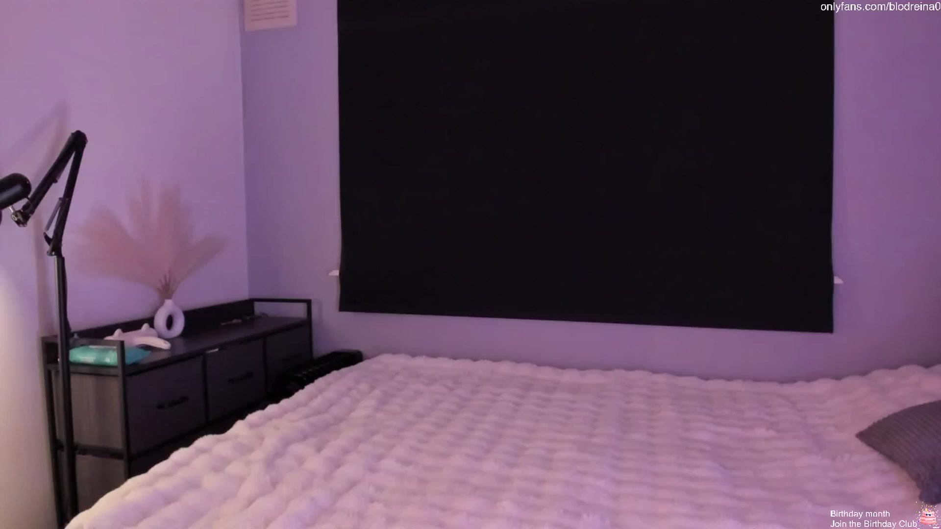 Gallery image thumbnail from Blodreina's myfreecams stream on, 05/24/2025, 01:54 image 7 of 20