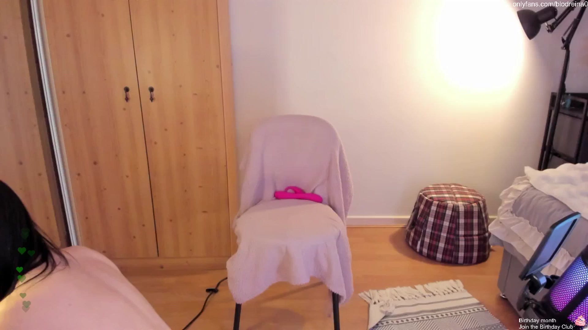 Gallery image thumbnail from Blodreina's myfreecams stream on, 05/26/2025, 01:45 image 11 of 20