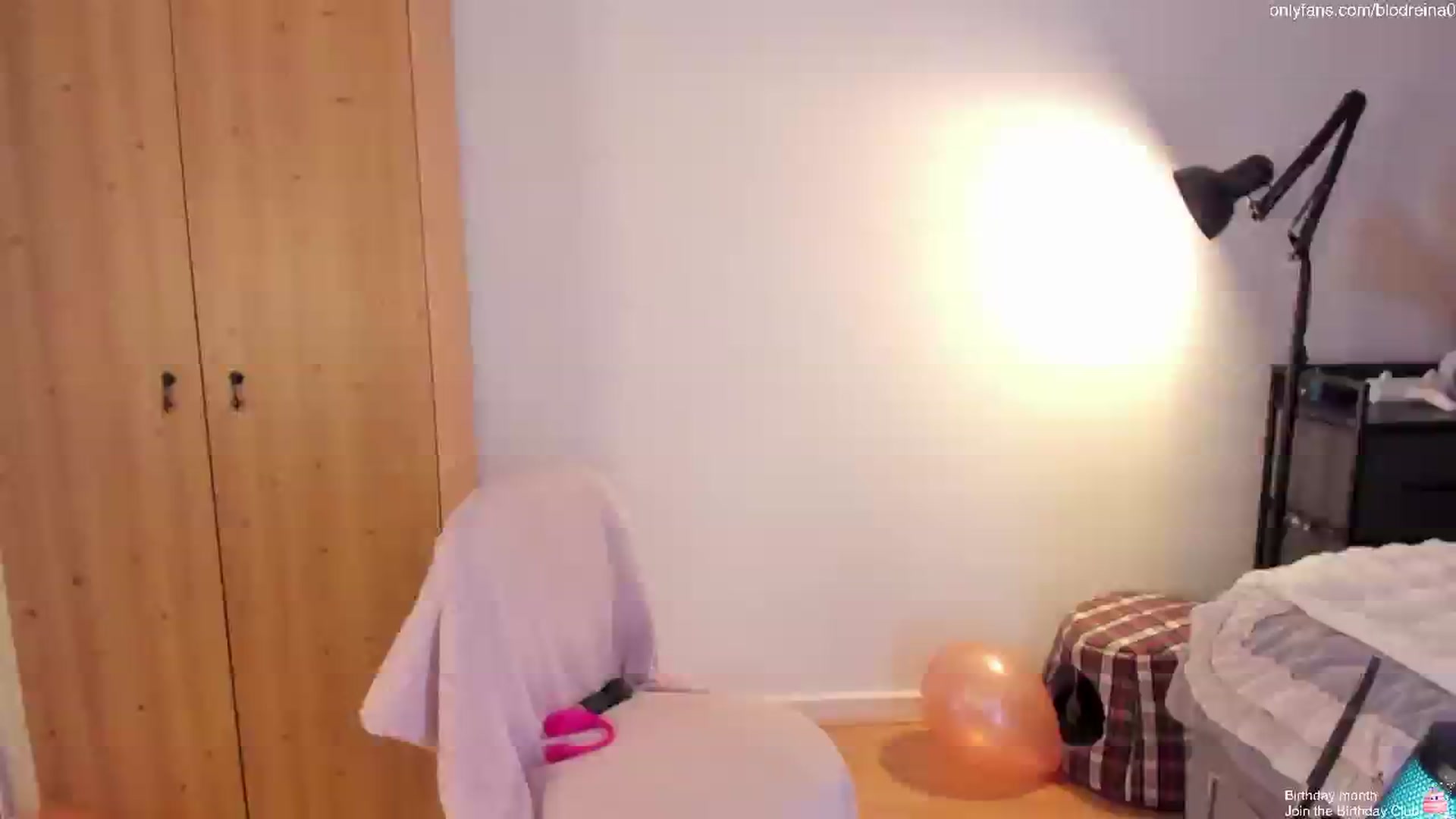 Gallery image thumbnail from Blodreina's myfreecams stream on, 05/31/2025, 02:05 image 19 of 20