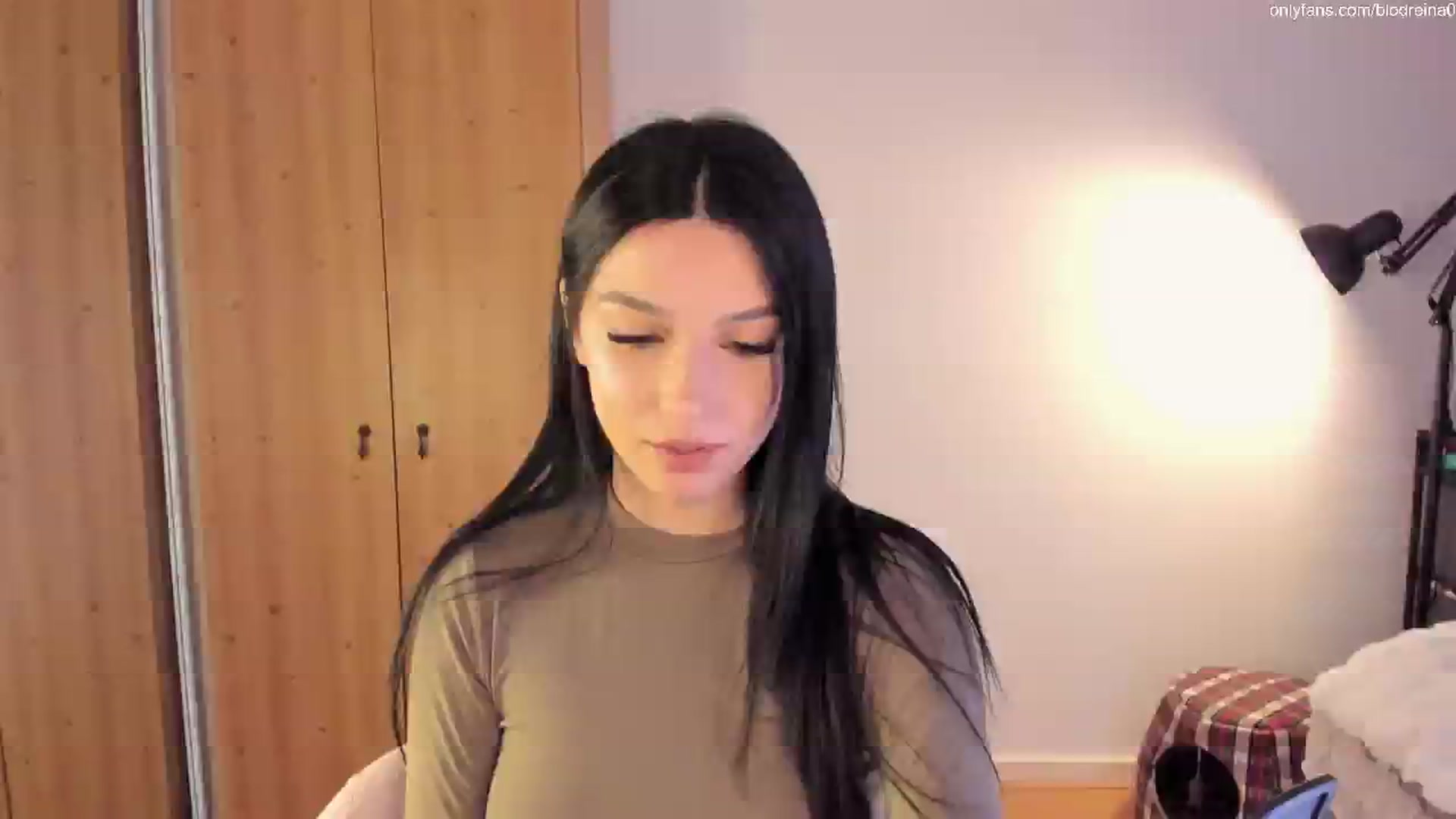 Gallery image thumbnail from Blodreina's myfreecams stream on, 06/03/2025, 23:28 image 2 of 20