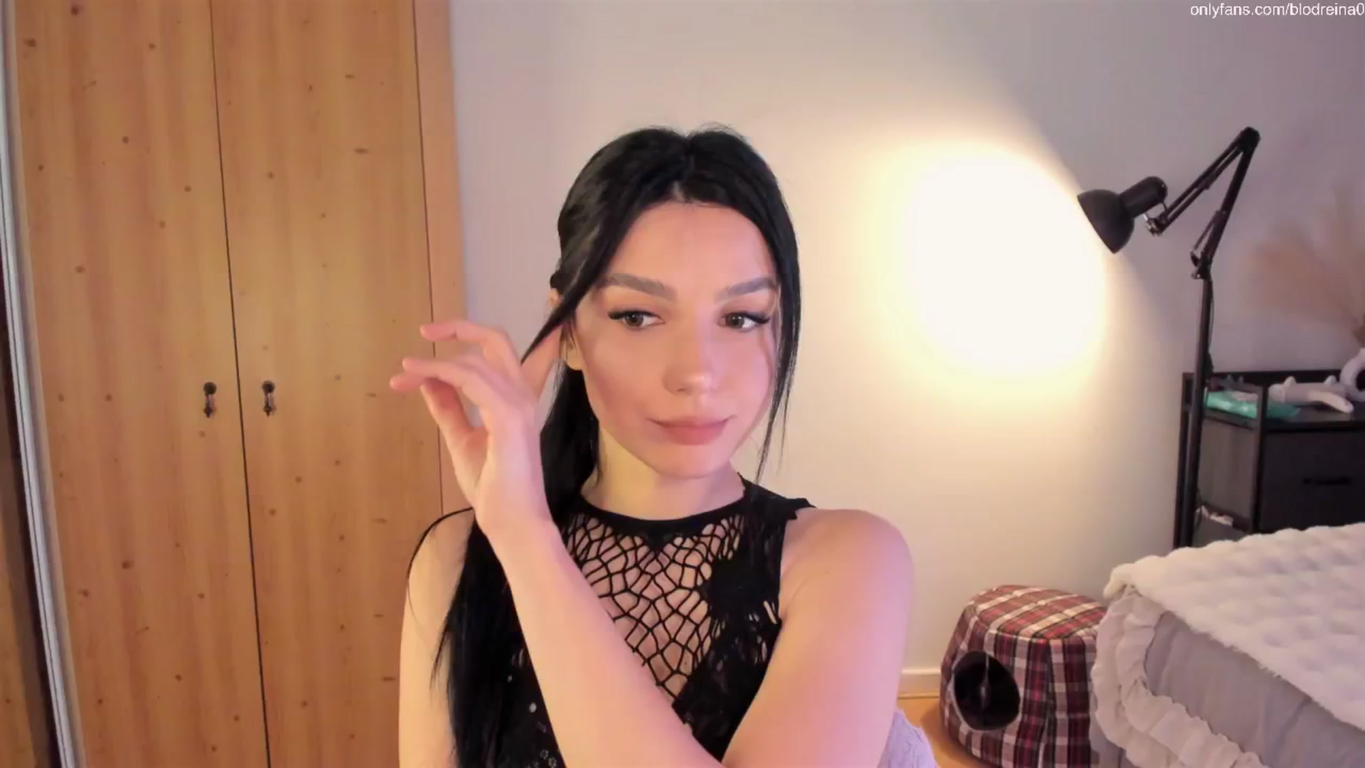Gallery image thumbnail from Blodreina's myfreecams stream on, 06/06/2025, 23:42 image 2 of 20