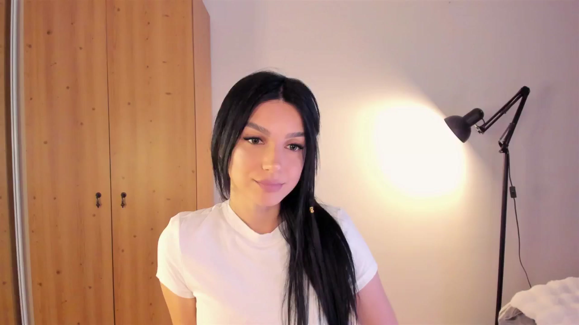 Gallery image thumbnail from Blodreina's myfreecams stream on, 06/20/2025, 24:02 image 11 of 20
