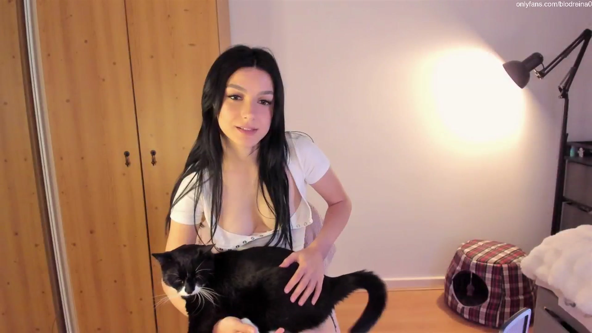Gallery image thumbnail from Blodreina's myfreecams stream on, 07/09/2025, 03:31 image 2 of 20