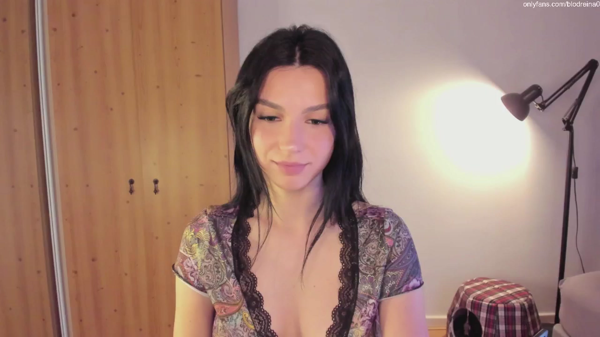 Gallery image thumbnail from Blodreina's myfreecams stream on, 07/21/2025, 01:47 image 1 of 20