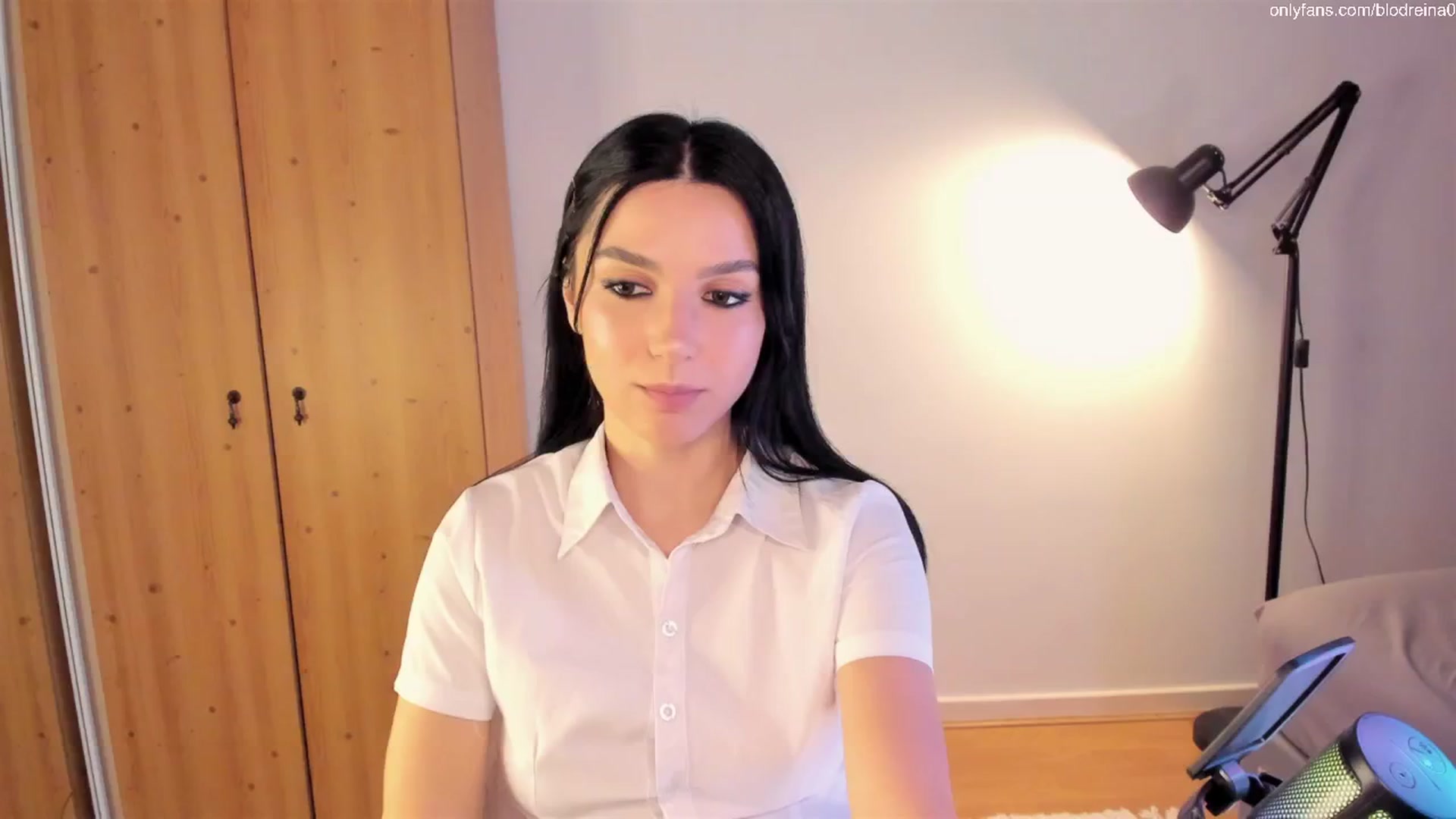 Gallery image thumbnail from Blodreina's myfreecams stream on, 08/03/2025, 02:50 image 1 of 20
