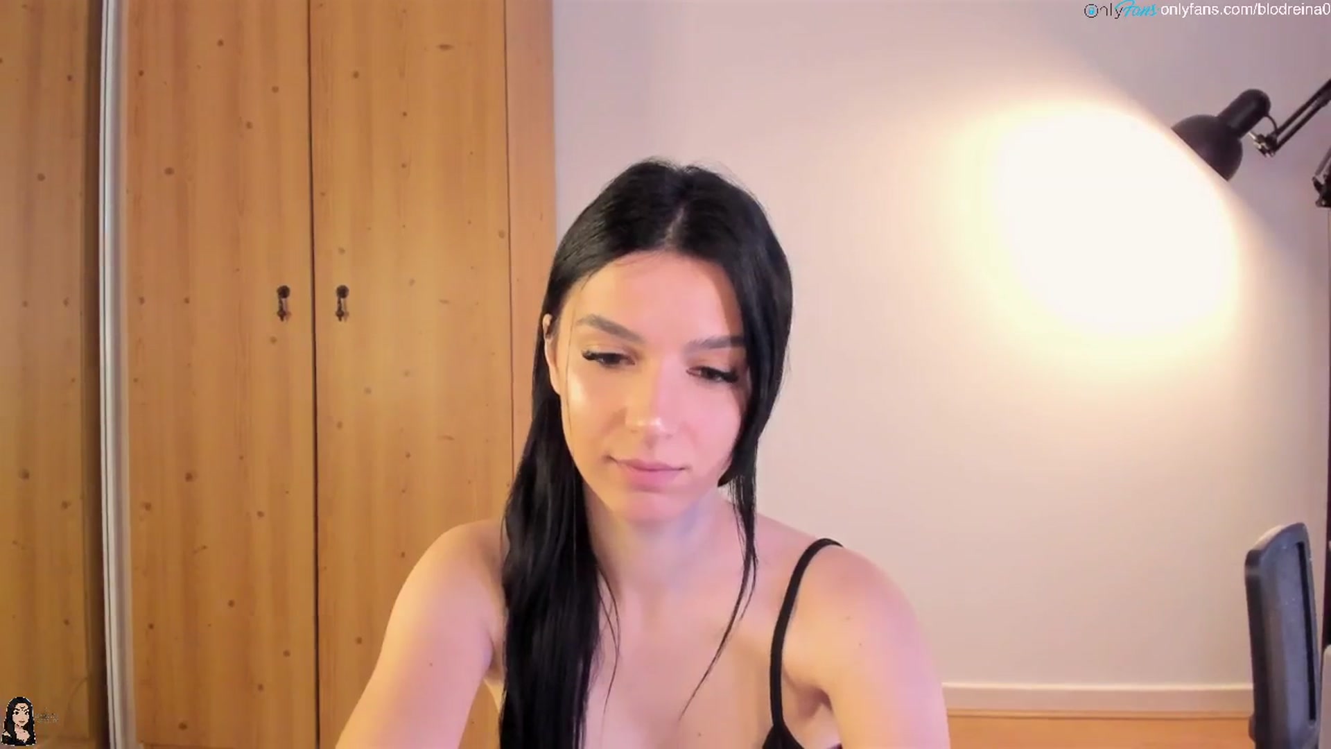 Gallery image thumbnail from Blodreina's myfreecams stream on, 08/11/2025, 24:53 image 20 of 20