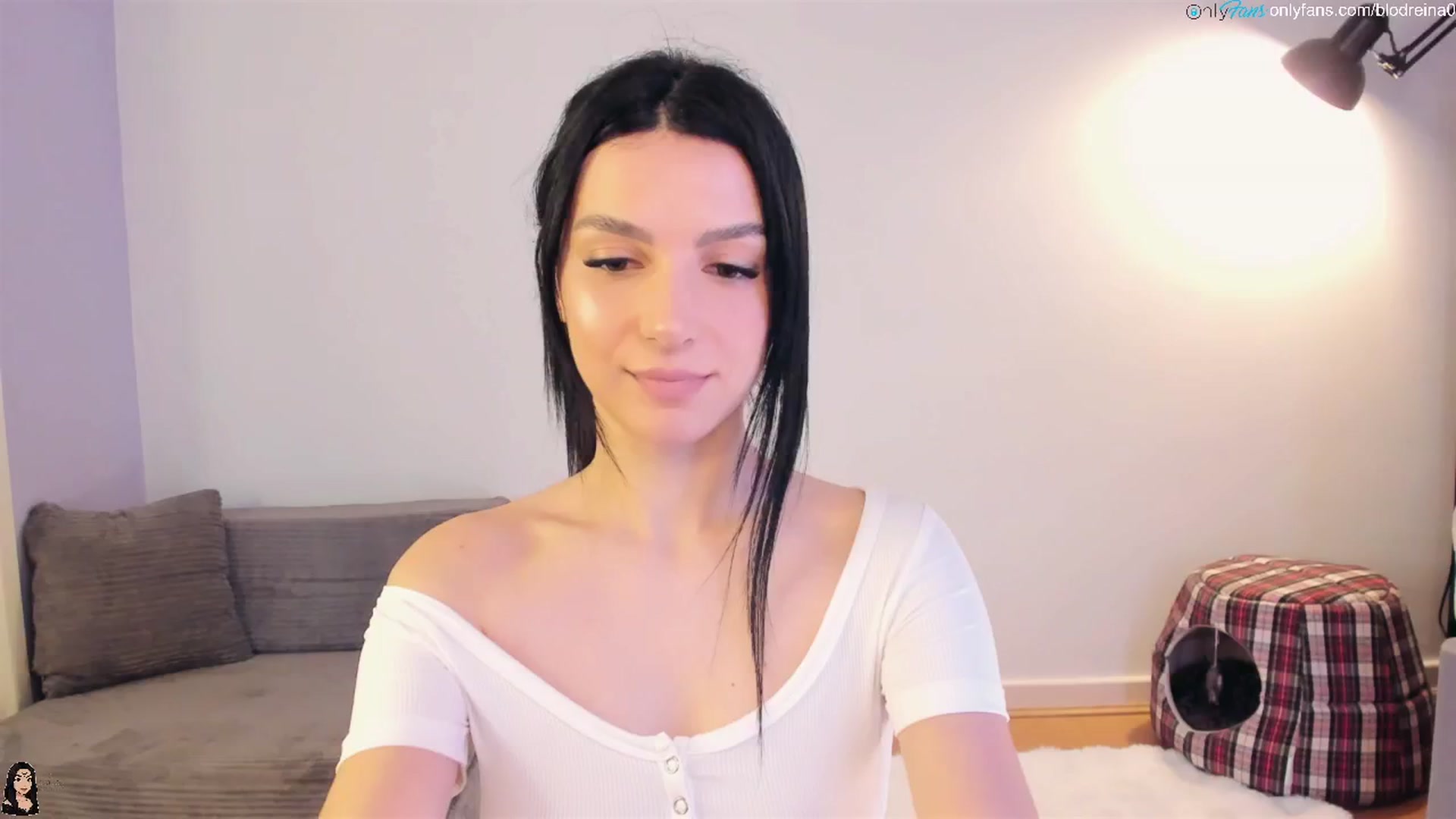 Gallery image thumbnail from Blodreina's myfreecams stream on, 08/23/2025, 24:02 image 6 of 20