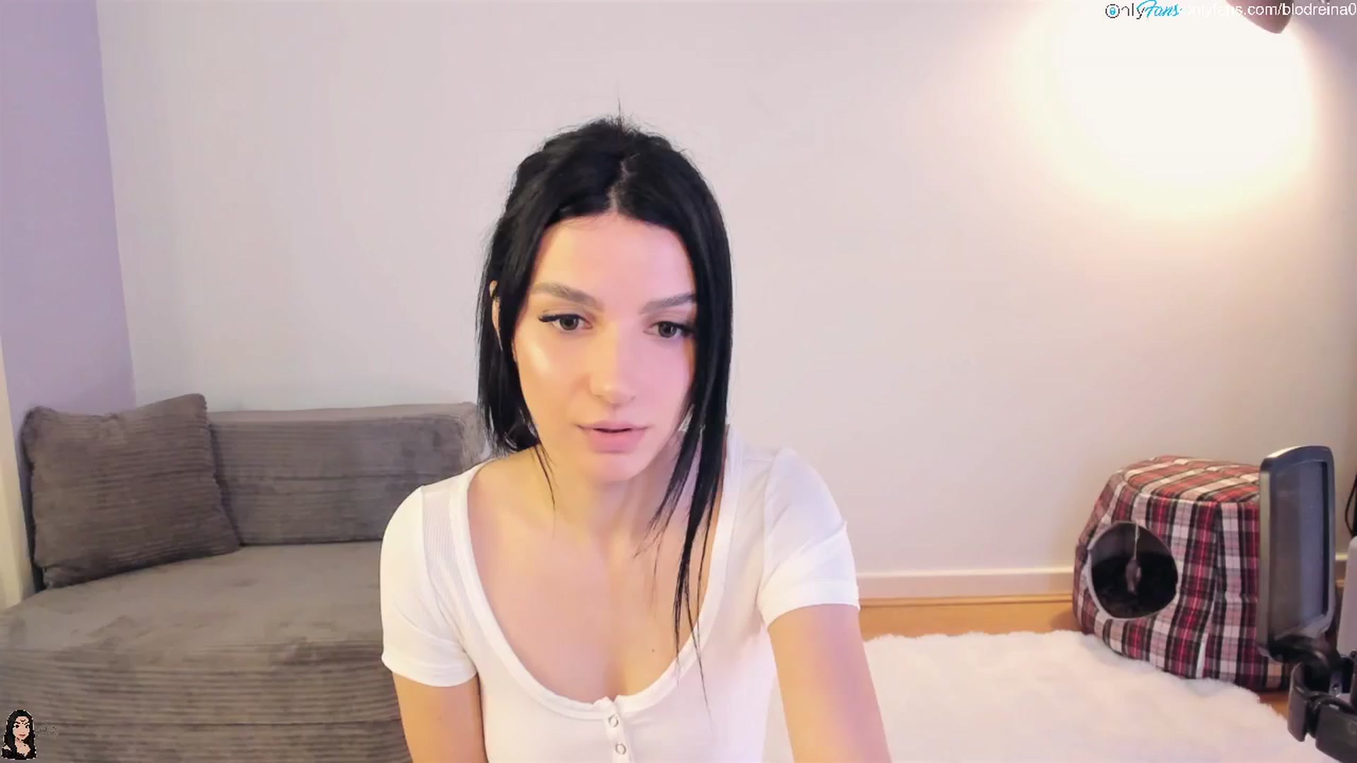 Gallery image thumbnail from Blodreina's myfreecams stream on, 08/23/2025, 24:02 image 9 of 20