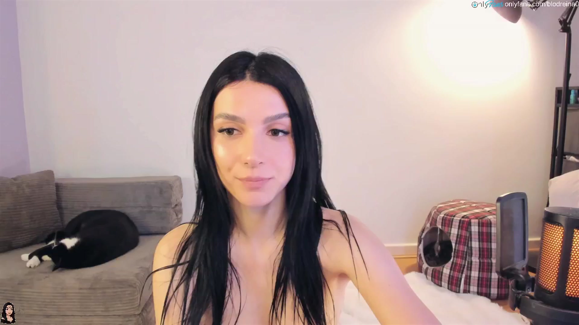 Gallery image thumbnail from Blodreina's myfreecams stream on, 08/23/2025, 02:44 image 20 of 20