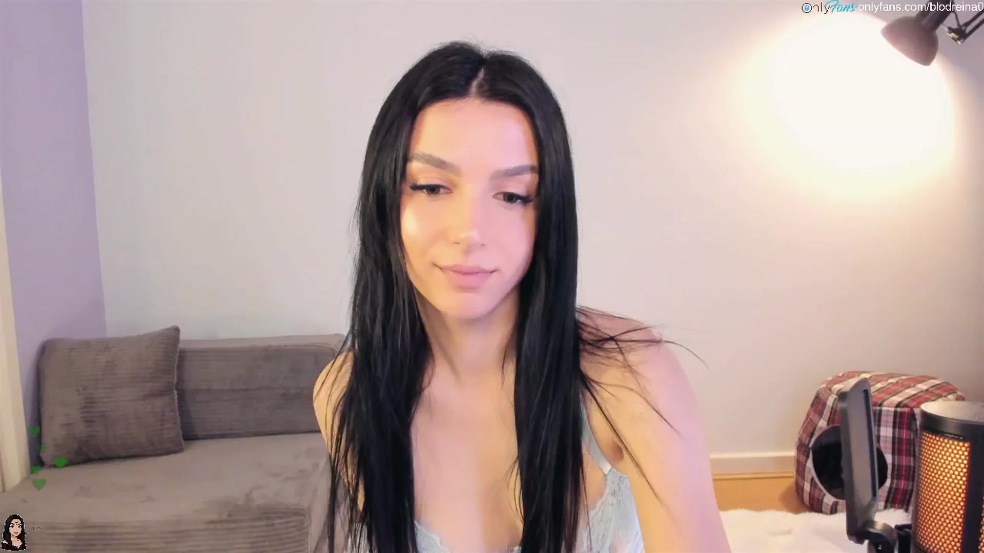 Gallery image thumbnail from Blodreina's myfreecams stream on, 08/24/2025, 24:06 image 14 of 20