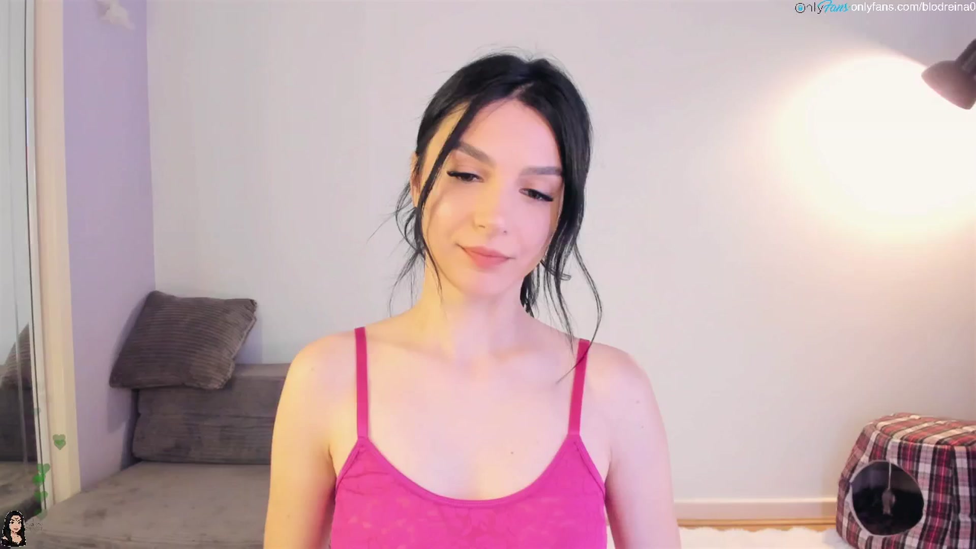 Gallery image thumbnail from Blodreina's myfreecams stream on, 08/31/2025, 01:01 image 4 of 20