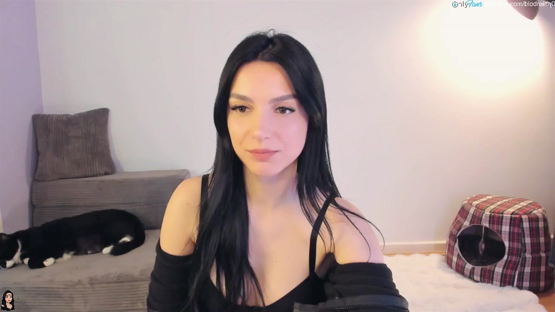 Gallery image thumbnail from Blodreina's myfreecams stream on, 09/02/2025, 05:02 image 3 of 20