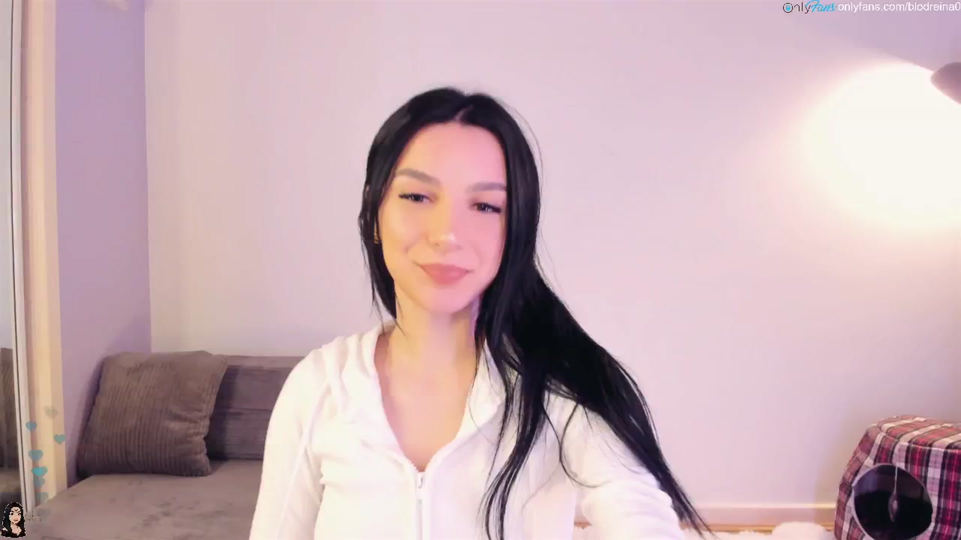 Gallery image thumbnail from Blodreina's myfreecams stream on, 09/29/2025, 01:06 image 1 of 20