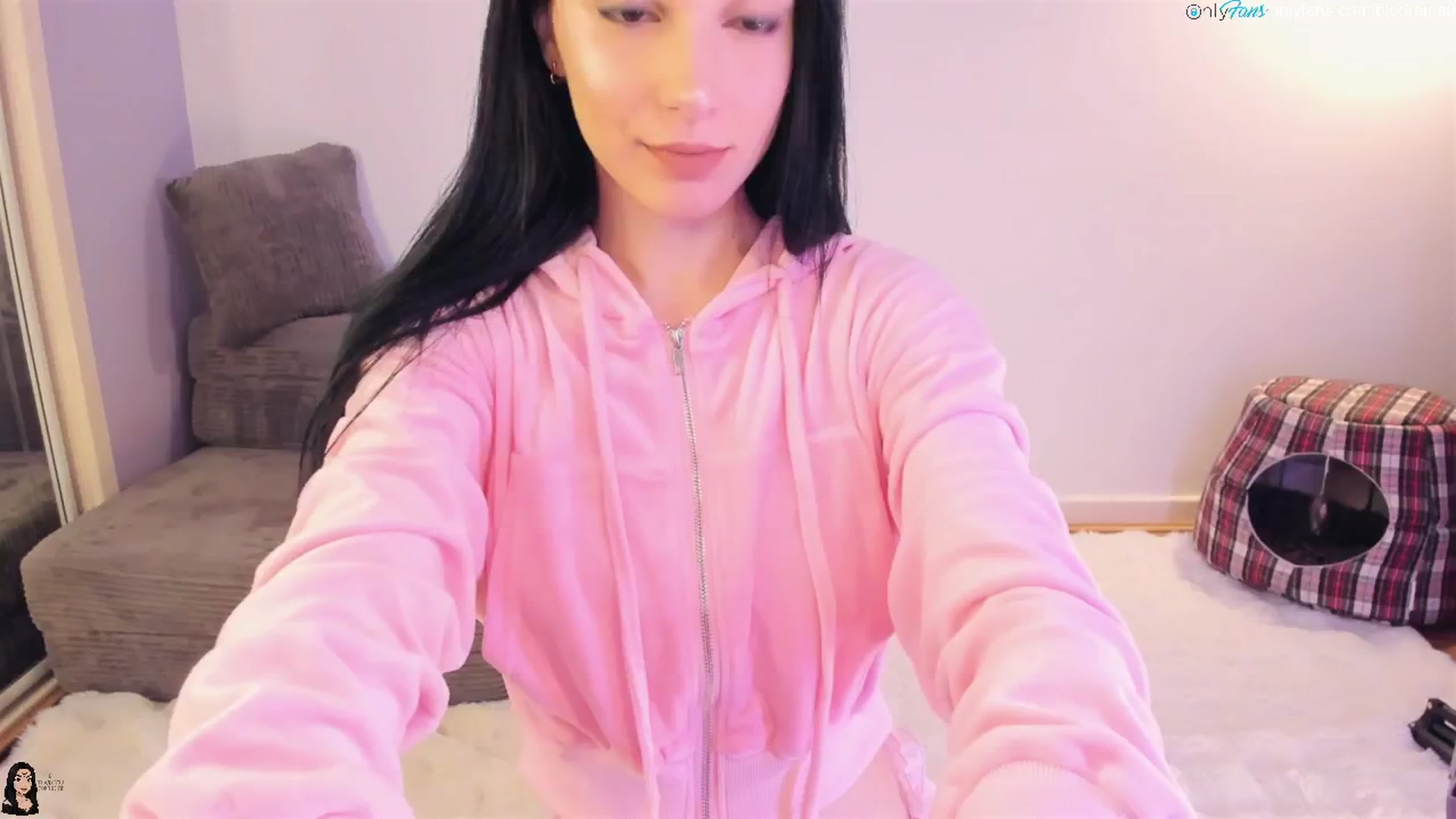 Gallery image thumbnail from Blodreina's myfreecams stream on, 10/02/2025, 02:09 image 5 of 20
