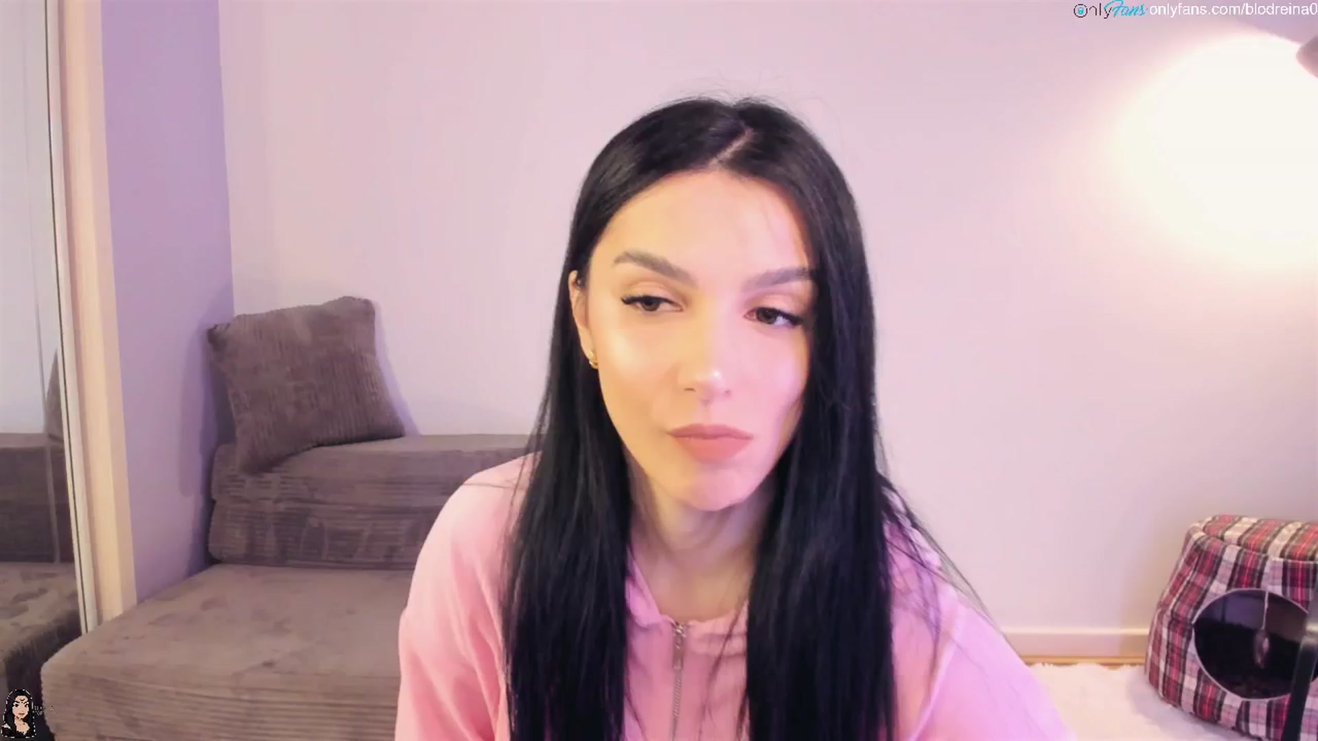 Gallery image thumbnail from Blodreina's myfreecams stream on, 10/02/2025, 02:09 image 2 of 20