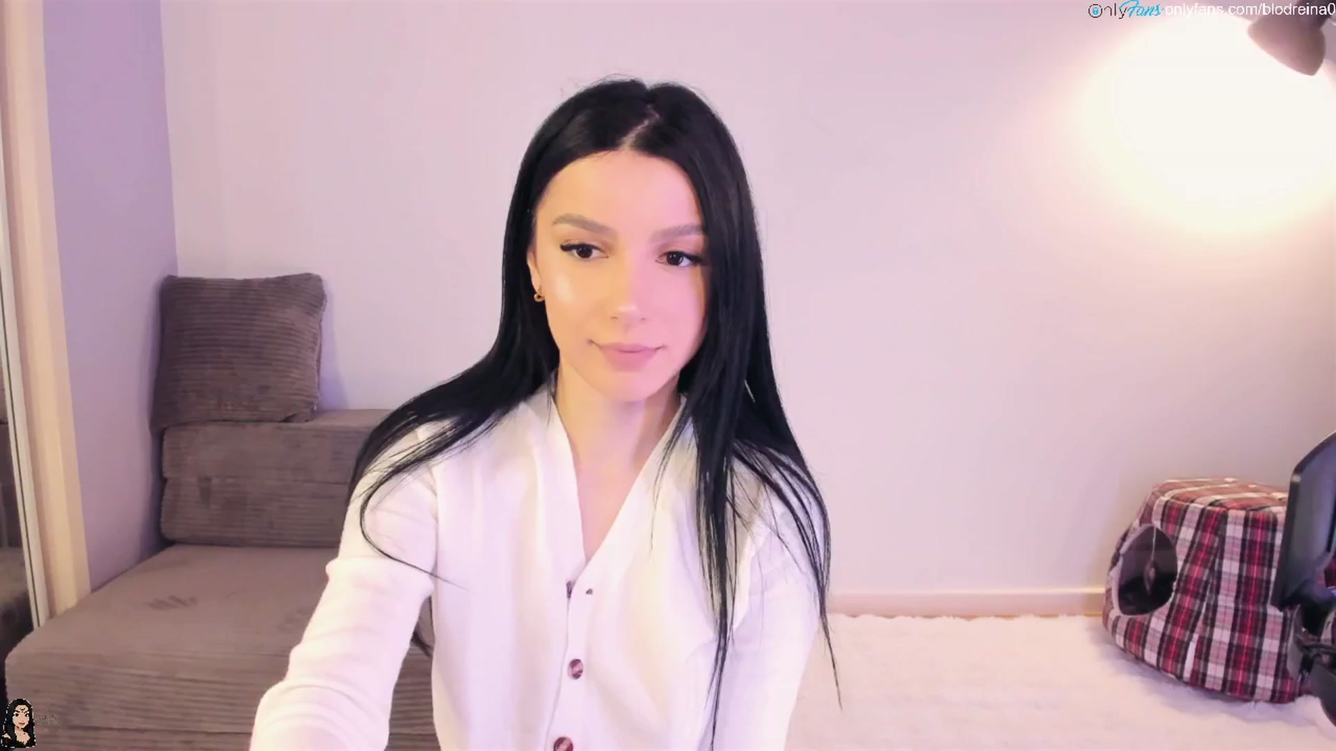 Gallery image thumbnail from Blodreina's myfreecams stream on, 10/11/2025, 03:13 image 1 of 20