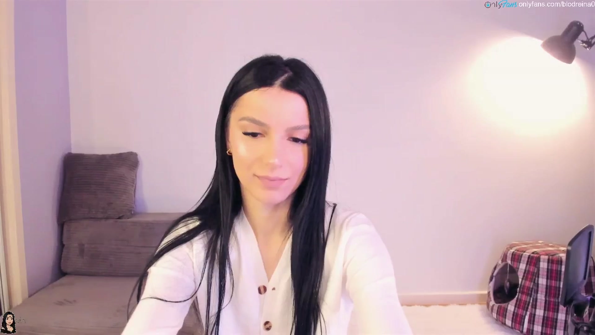 Gallery image thumbnail from Blodreina's myfreecams stream on, 10/11/2025, 03:13 image 3 of 20