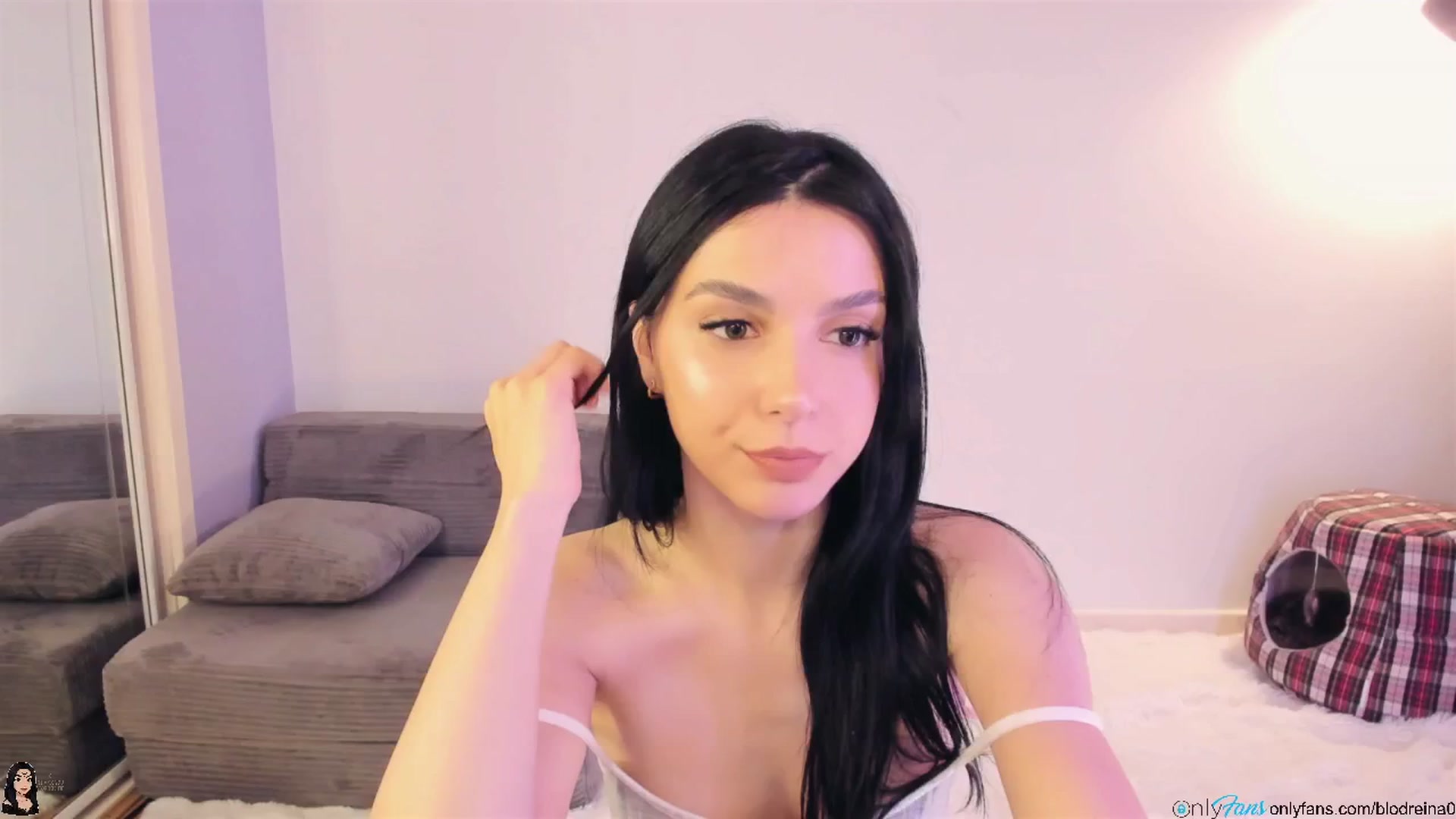 Gallery image thumbnail from Blodreina's myfreecams stream on, 10/23/2025, 03:40 image 4 of 20
