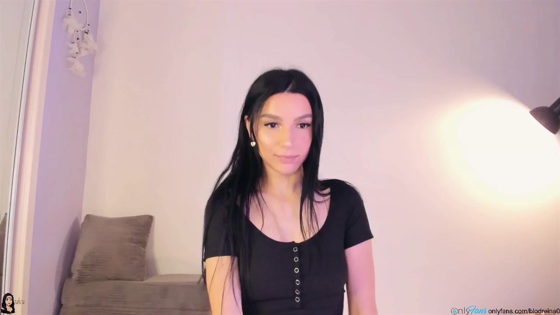 Gallery image thumbnail from Blodreina's myfreecams stream on, 11/09/2025, 03:00 image 2 of 20