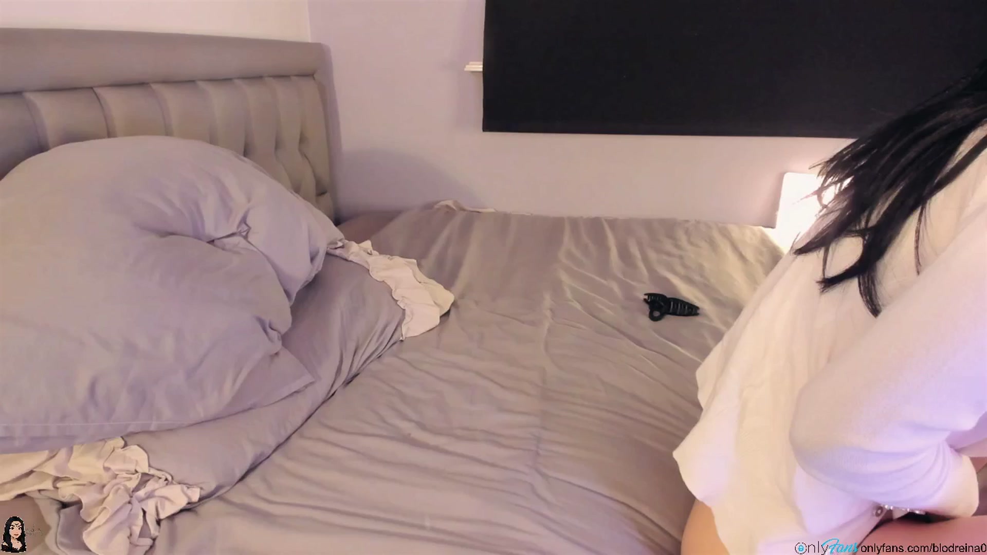 Gallery image thumbnail from Blodreina's myfreecams stream on, 11/16/2025, 05:53 image 15 of 20