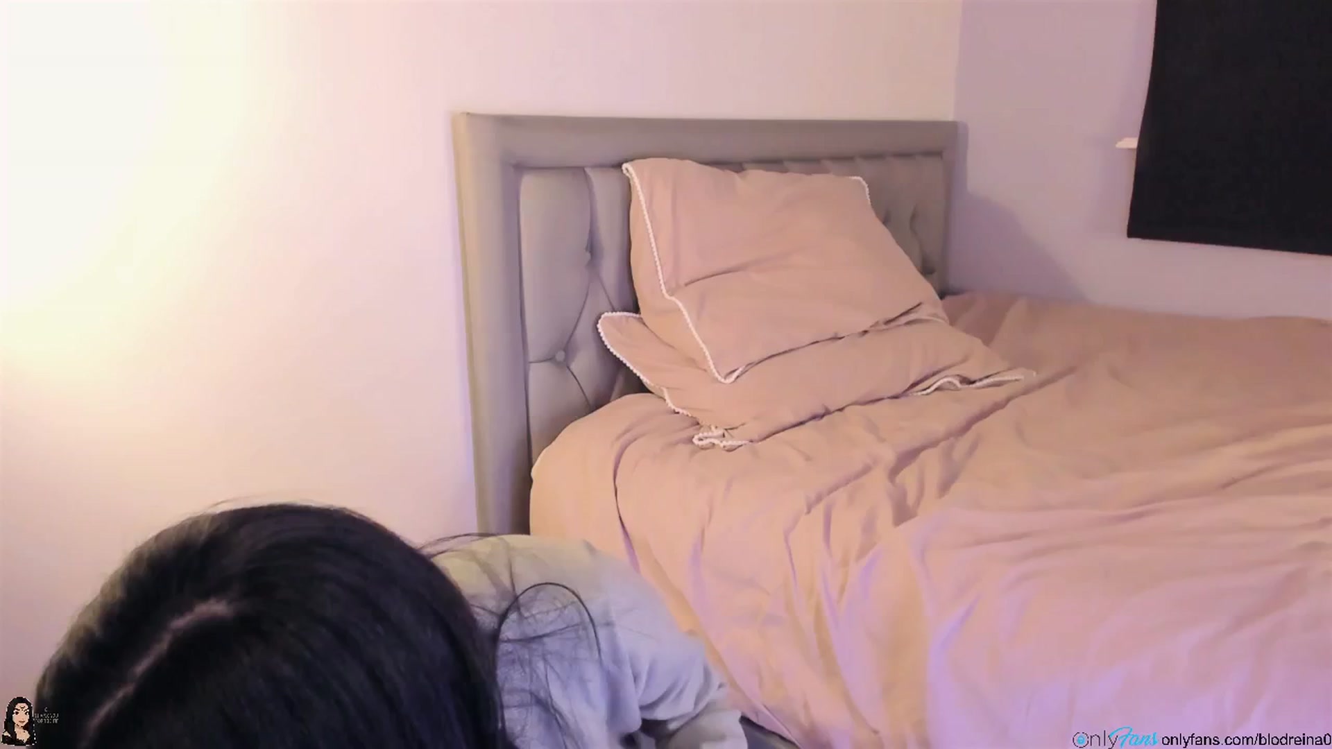 Gallery image thumbnail from Blodreina's myfreecams stream on, 11/20/2025, 02:26 image 10 of 20