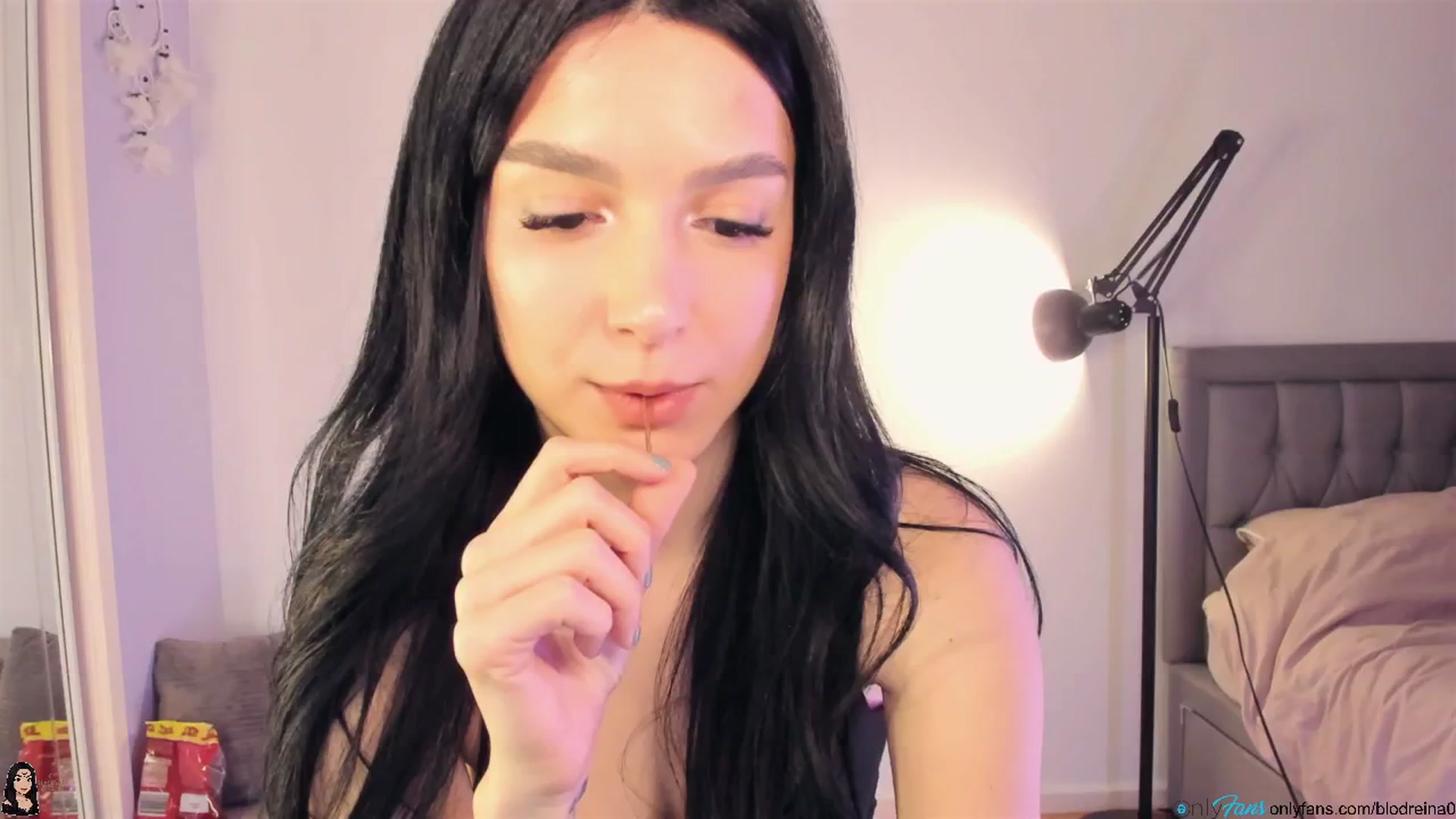 Gallery image thumbnail from Blodreina's myfreecams stream on, 11/23/2025, 03:20 image 5 of 20