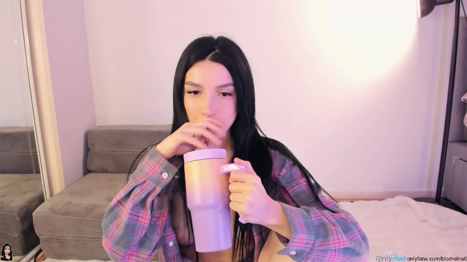 Gallery image thumbnail from Blodreina's myfreecams stream on, 12/02/2025, 05:32 image 6 of 20