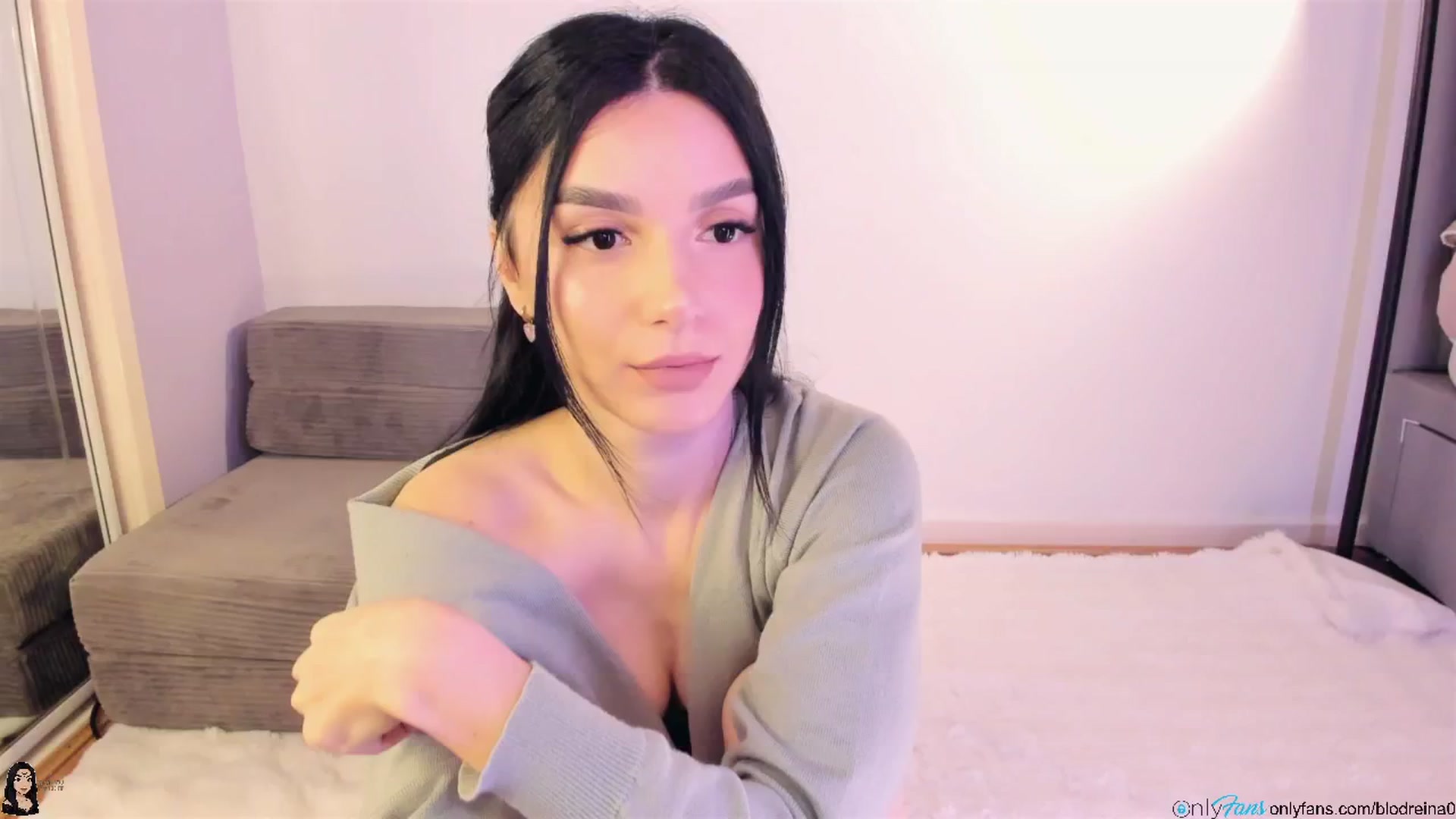 Gallery image thumbnail from Blodreina's myfreecams stream on, 12/05/2025, 24:02 image 18 of 20