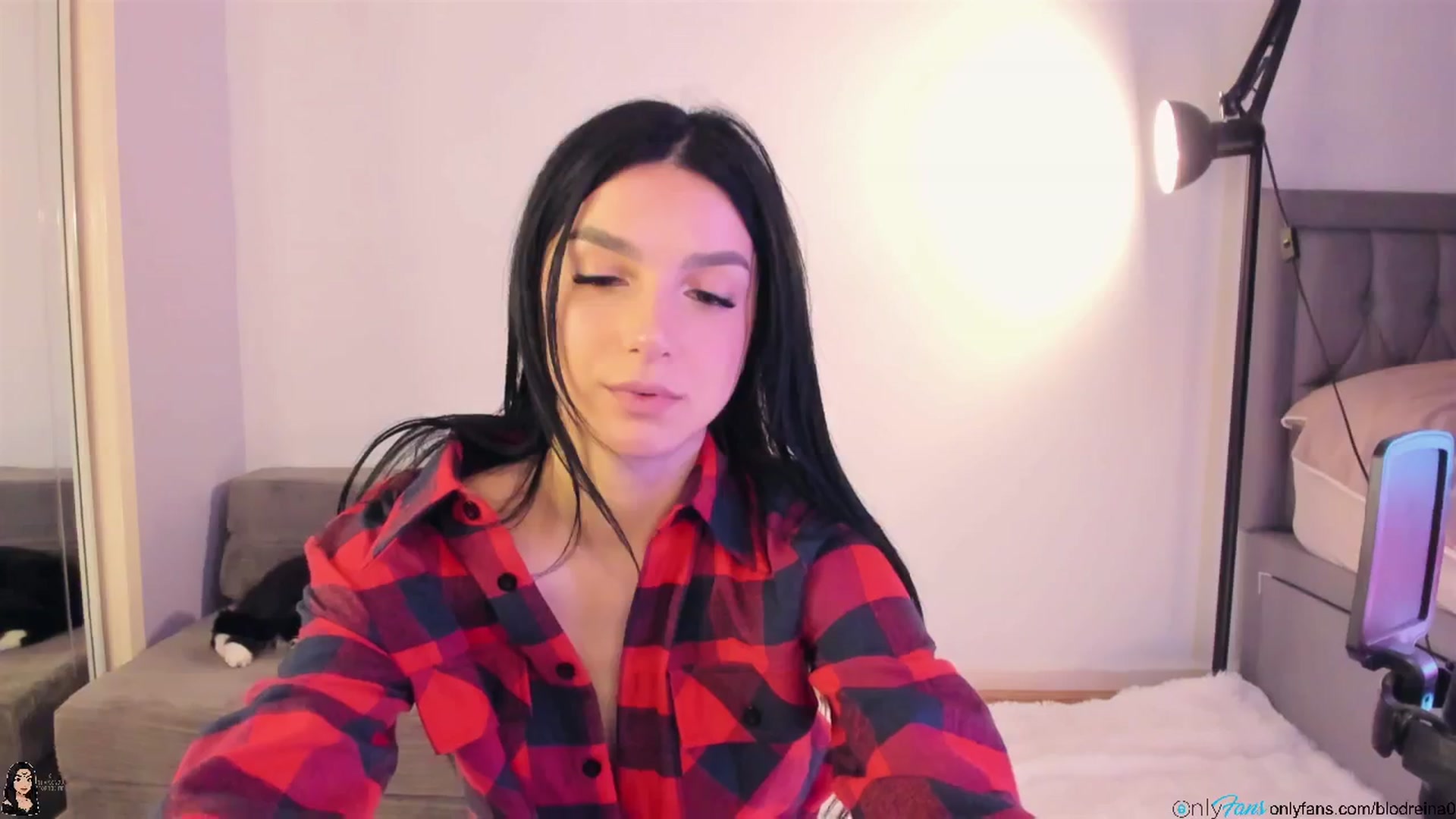 Gallery image thumbnail from Blodreina's myfreecams stream on, 12/07/2025, 02:43 image 18 of 20