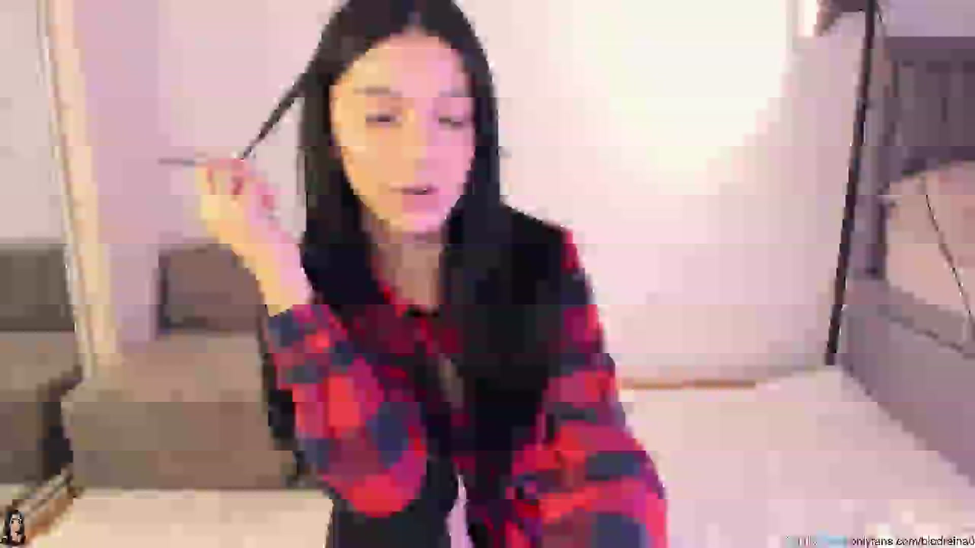 Gallery image thumbnail from Blodreina's myfreecams stream on, 12/07/2025, 05:34 image 16 of 20